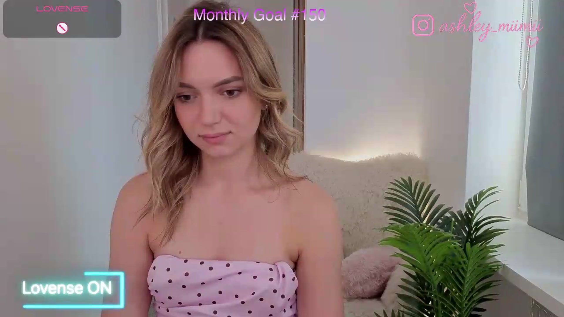 Gallery image thumbnail from AshleyMimi's myfreecams stream on, 08/08/2026, 14:45 image 5 of 20