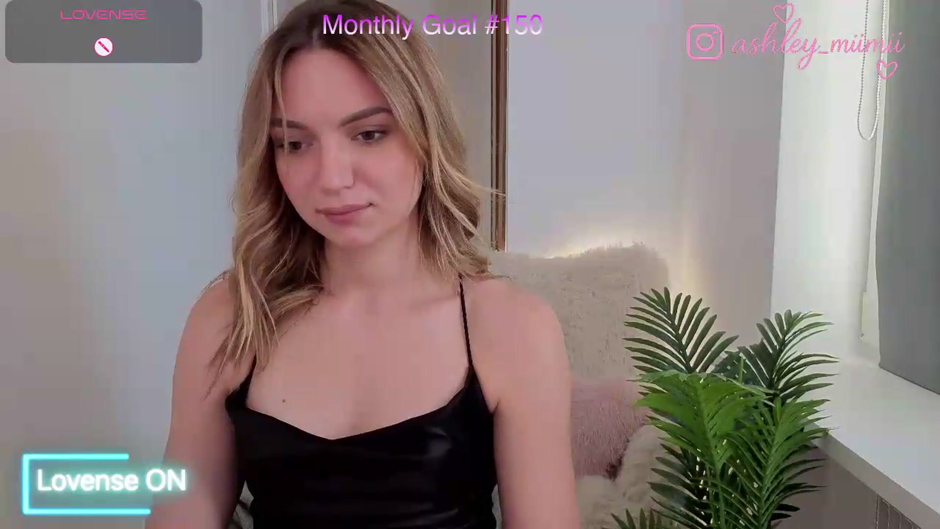 Gallery image thumbnail from AshleyMimi's myfreecams stream on, 08/09/2026, 13:14 image 8 of 20