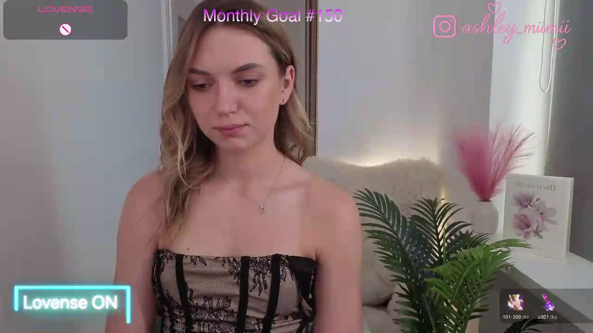 Gallery image thumbnail from AshleyMimi's myfreecams stream on, 08/14/2026, 15:00 image 2 of 20