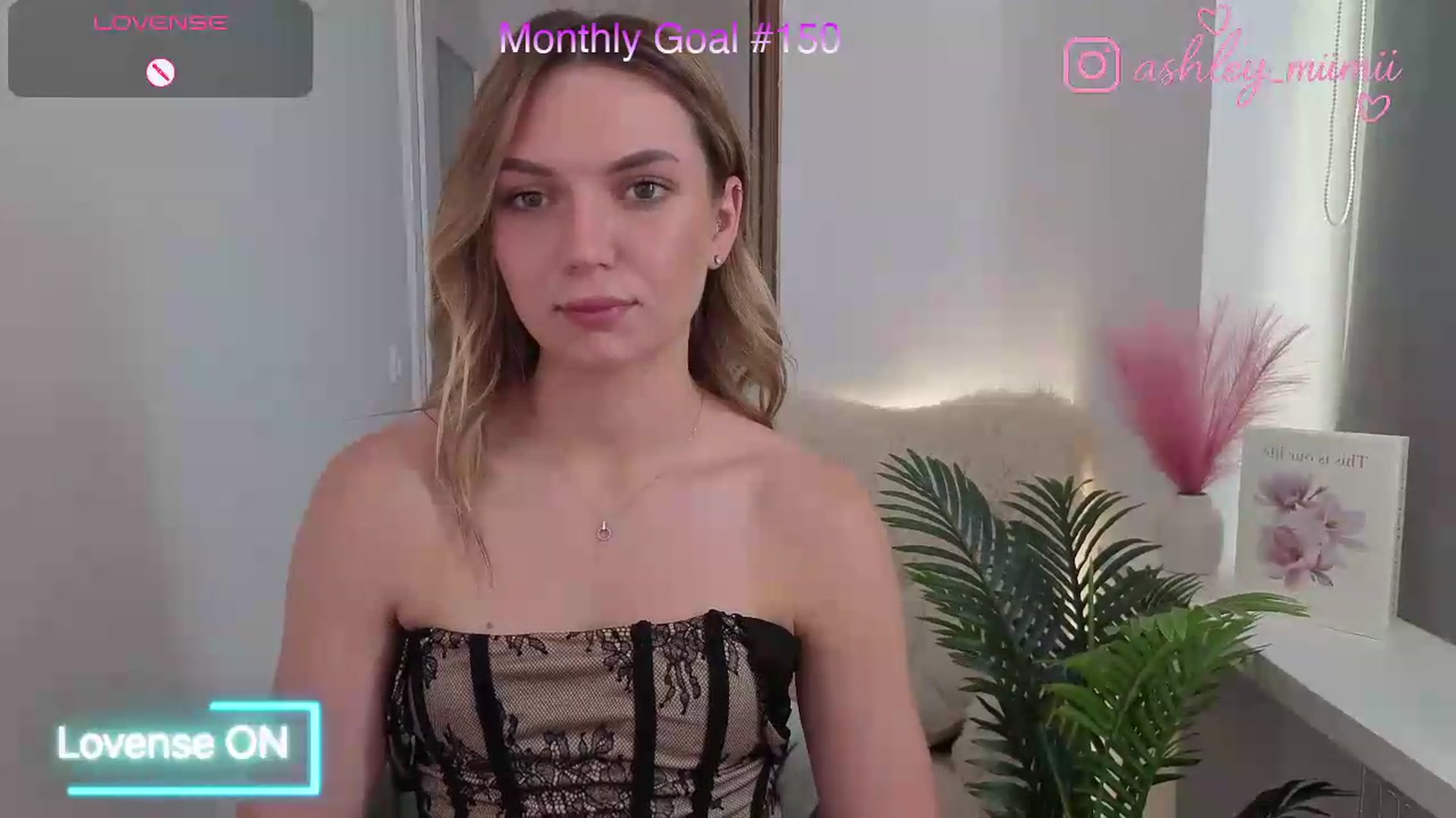 Gallery image thumbnail from AshleyMimi's myfreecams stream on, 08/14/2026, 15:00 image 3 of 20