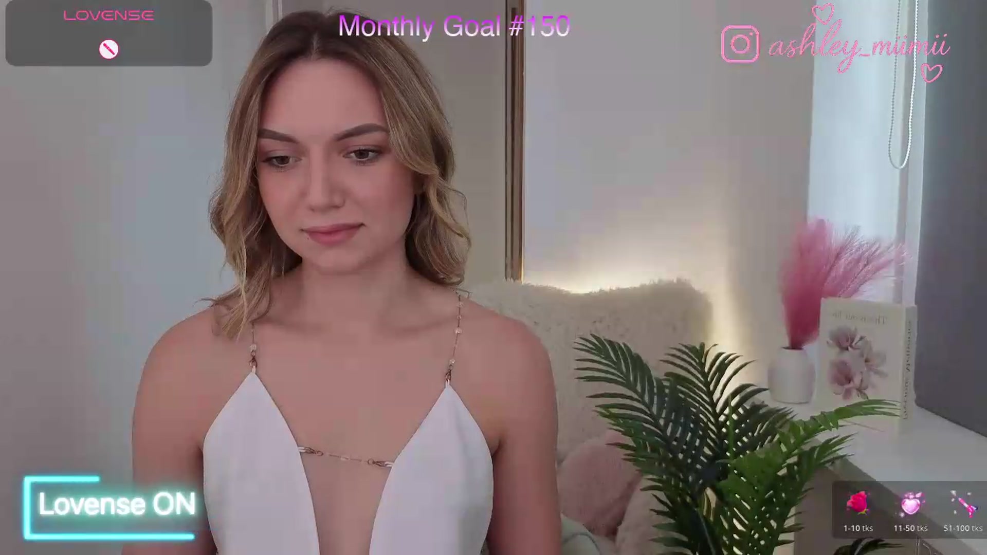 Gallery image thumbnail from AshleyMimi's myfreecams stream on, 08/19/2026, 12:57 image 2 of 20