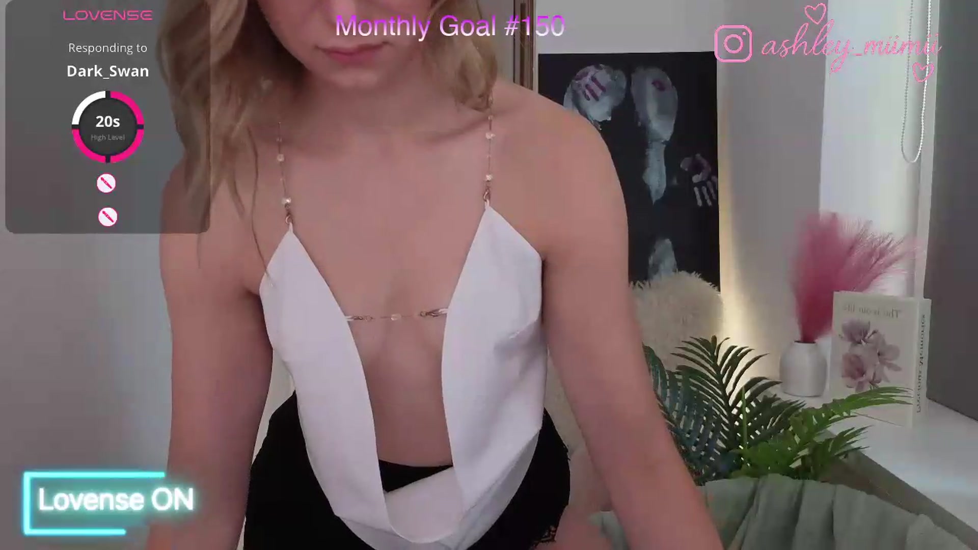 Gallery image thumbnail from AshleyMimi's myfreecams stream on, 08/19/2026, 12:57 image 20 of 20
