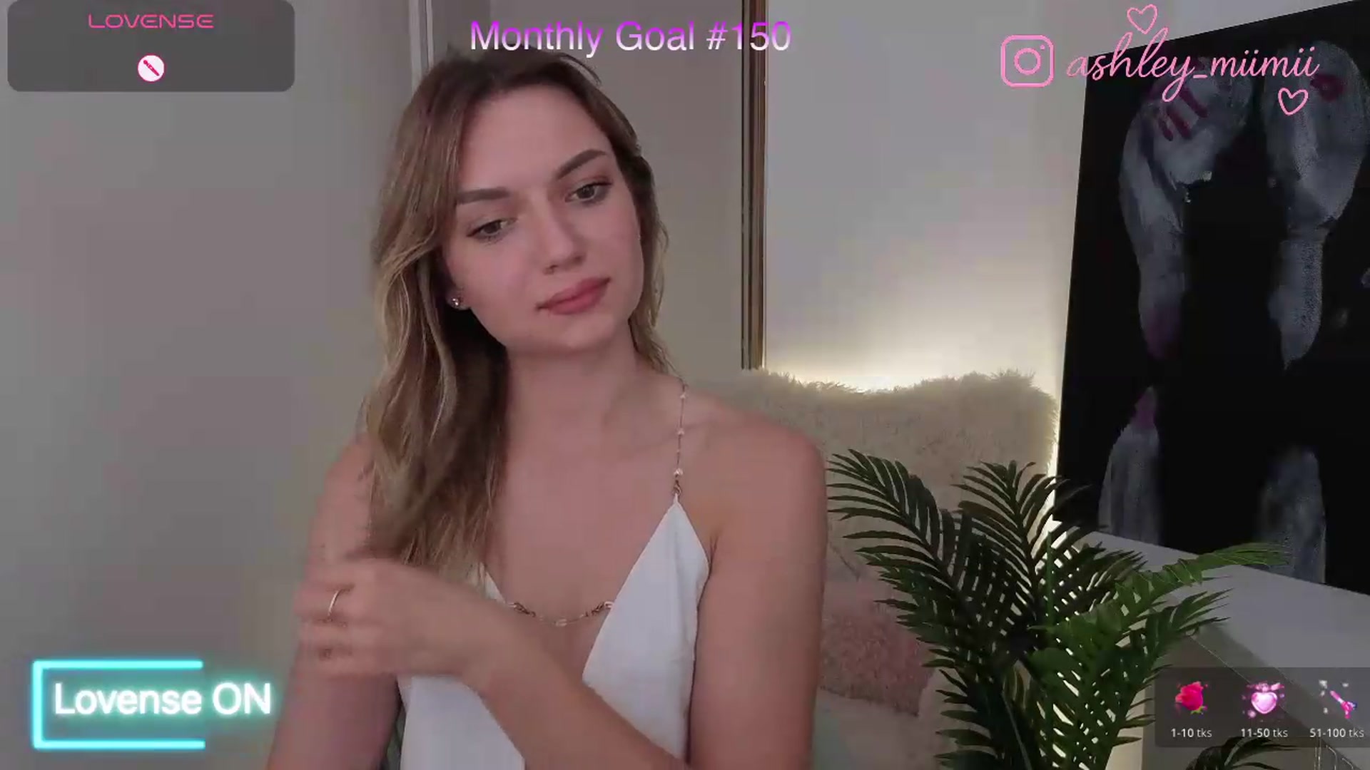 Gallery image thumbnail from AshleyMimi's myfreecams stream on, 08/19/2026, 17:58 image 13 of 20