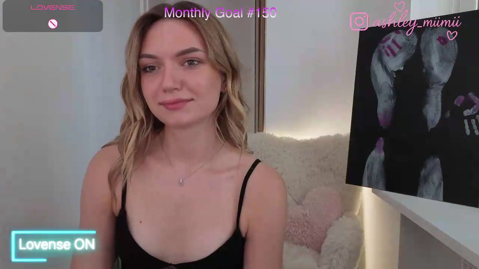 Gallery image thumbnail from AshleyMimi's myfreecams stream on, 08/20/2026, 13:22 image 16 of 20