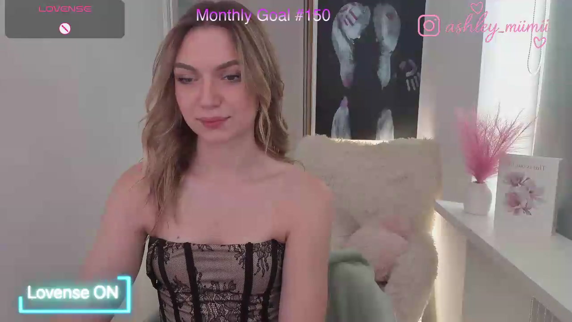 Gallery image thumbnail from AshleyMimi's myfreecams stream on, 09/05/2026, 12:40 image 16 of 20