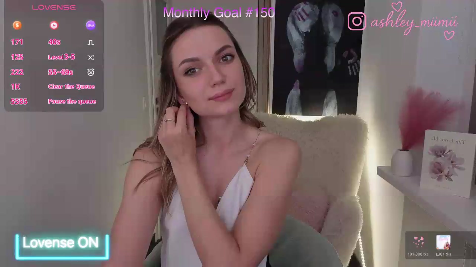 Gallery image thumbnail from AshleyMimi's myfreecams stream on, 09/09/2026, 18:37 image 6 of 20