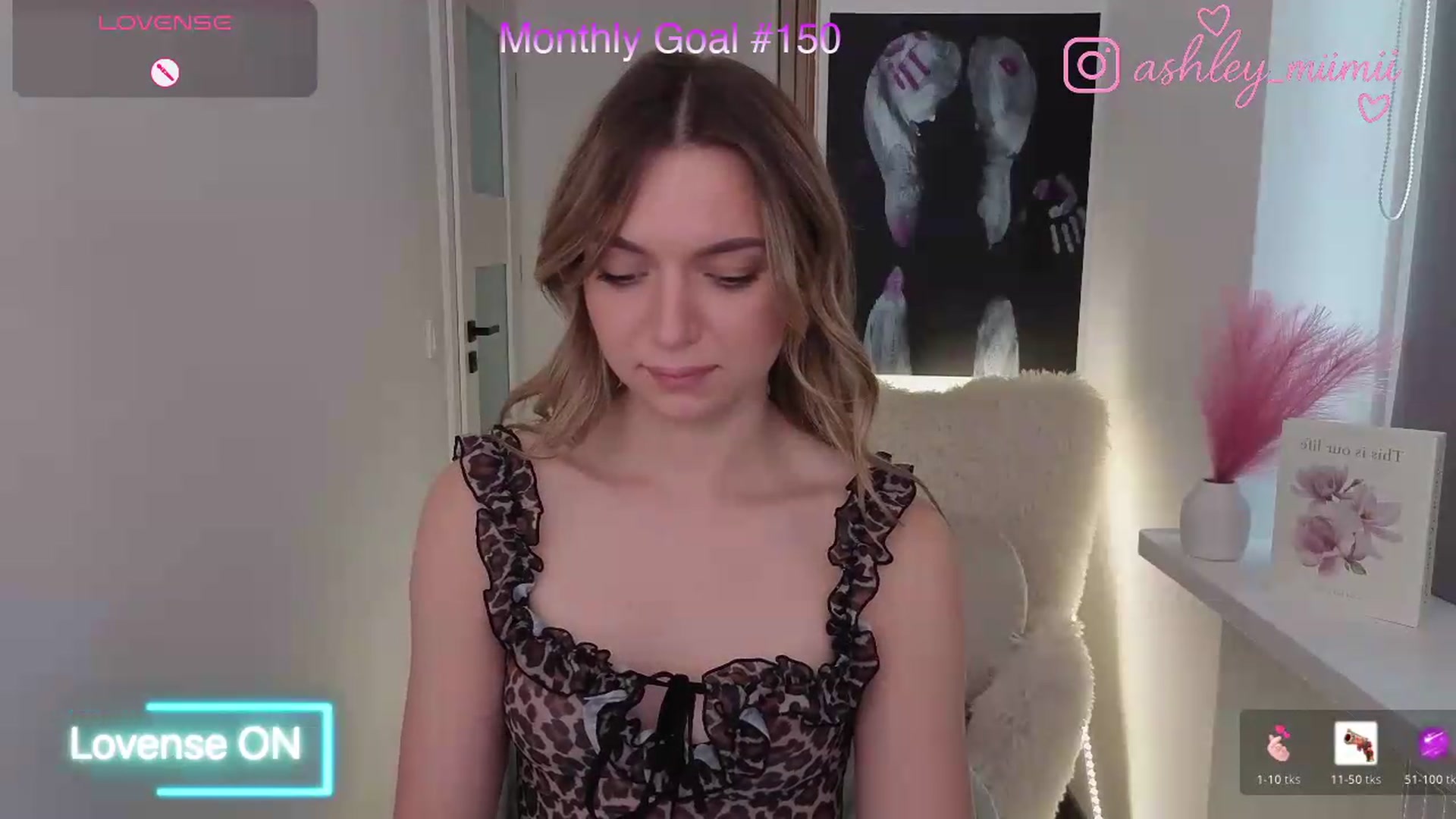 Gallery image thumbnail from AshleyMimi's myfreecams stream on, 09/10/2026, 13:35 image 11 of 20
