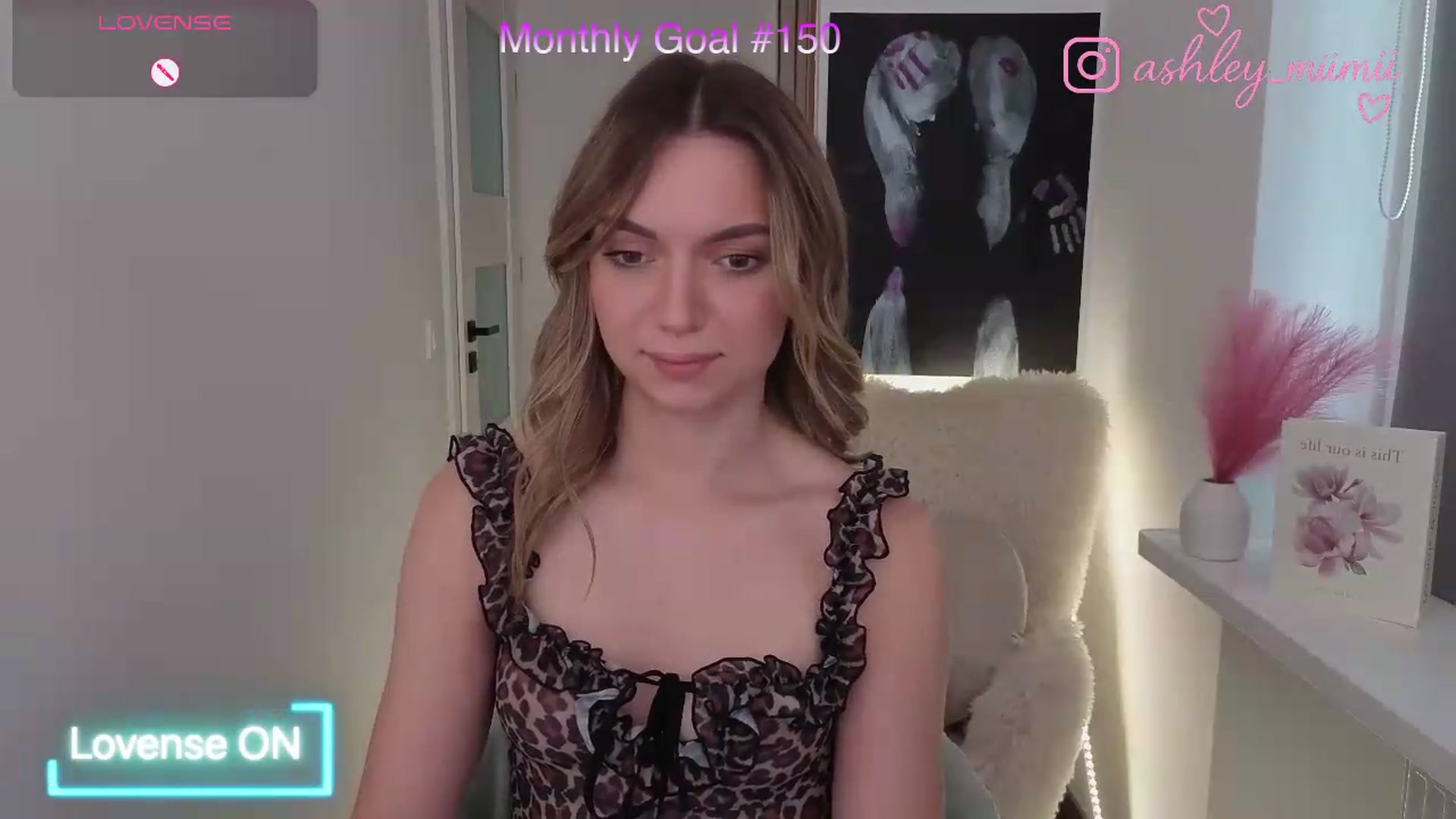 Gallery image thumbnail from AshleyMimi's myfreecams stream on, 09/10/2026, 13:35 image 8 of 20