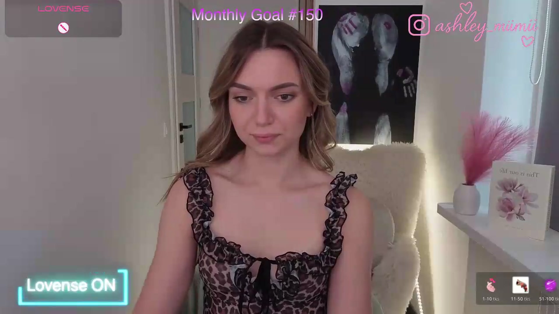 Gallery image thumbnail from AshleyMimi's myfreecams stream on, 09/10/2026, 13:35 image 13 of 20