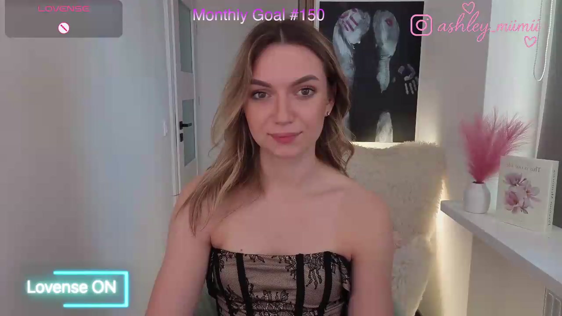 Gallery image thumbnail from AshleyMimi's myfreecams stream on, 09/12/2026, 13:24 image 16 of 20