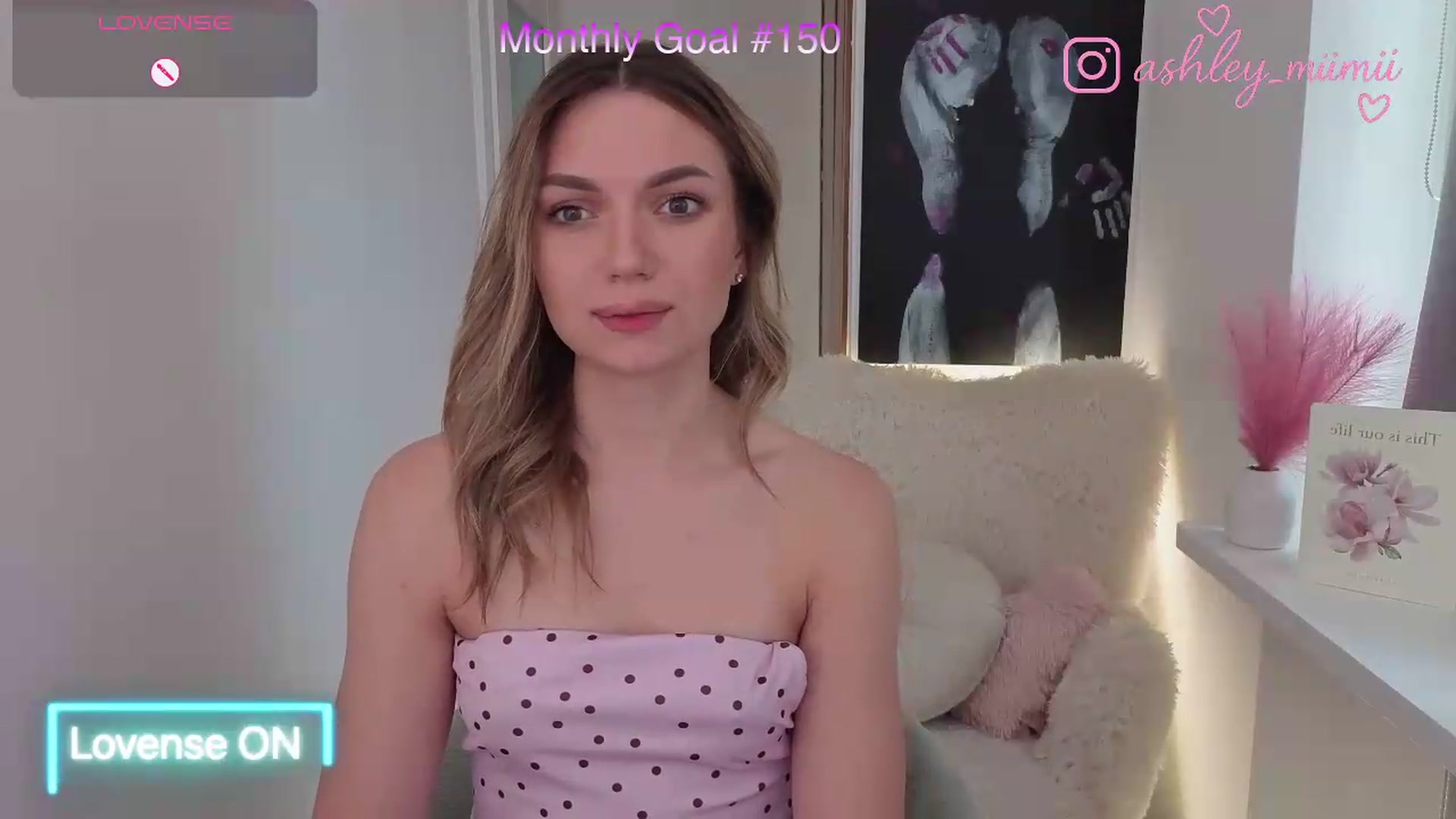 Gallery image thumbnail from AshleyMimi's myfreecams stream on, 09/13/2026, 14:48 image 6 of 20