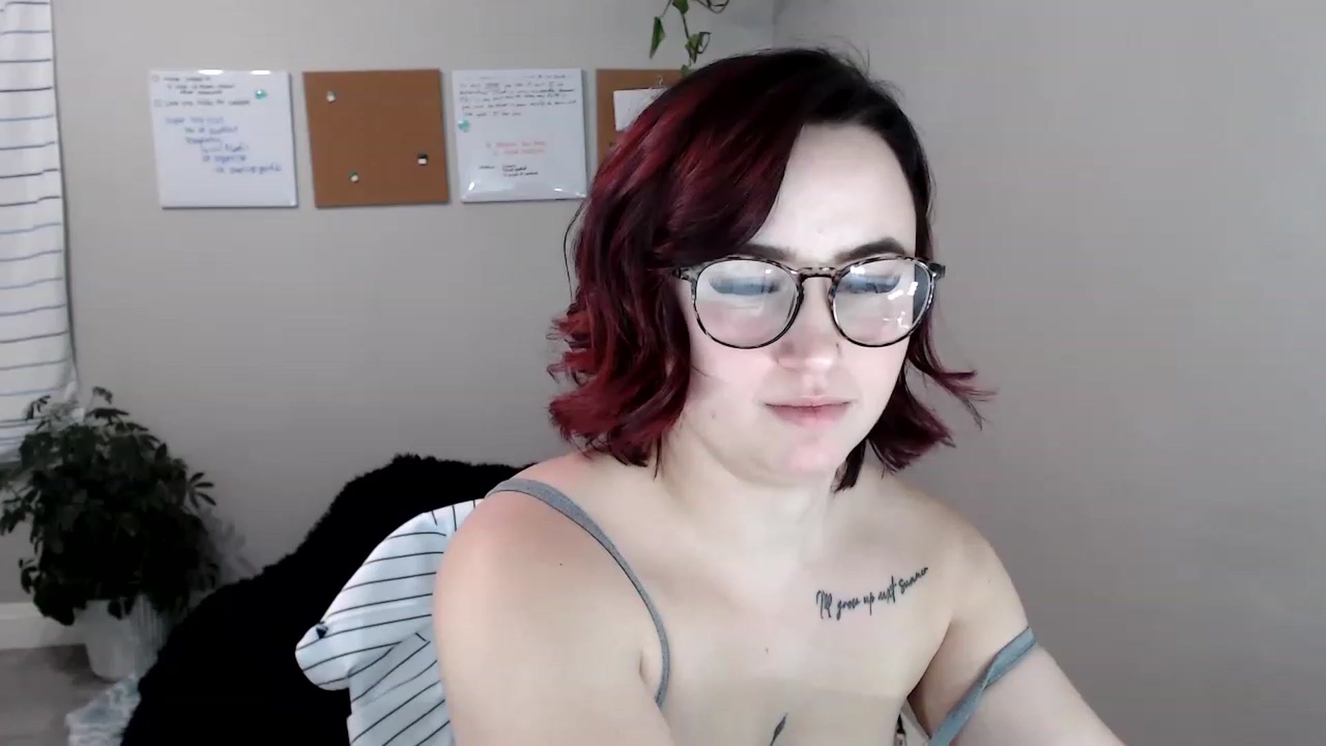 Gallery image thumbnail from Ashley_Clarke's myfreecams stream on, 11/23/2022, 05:15 image 16 of 20