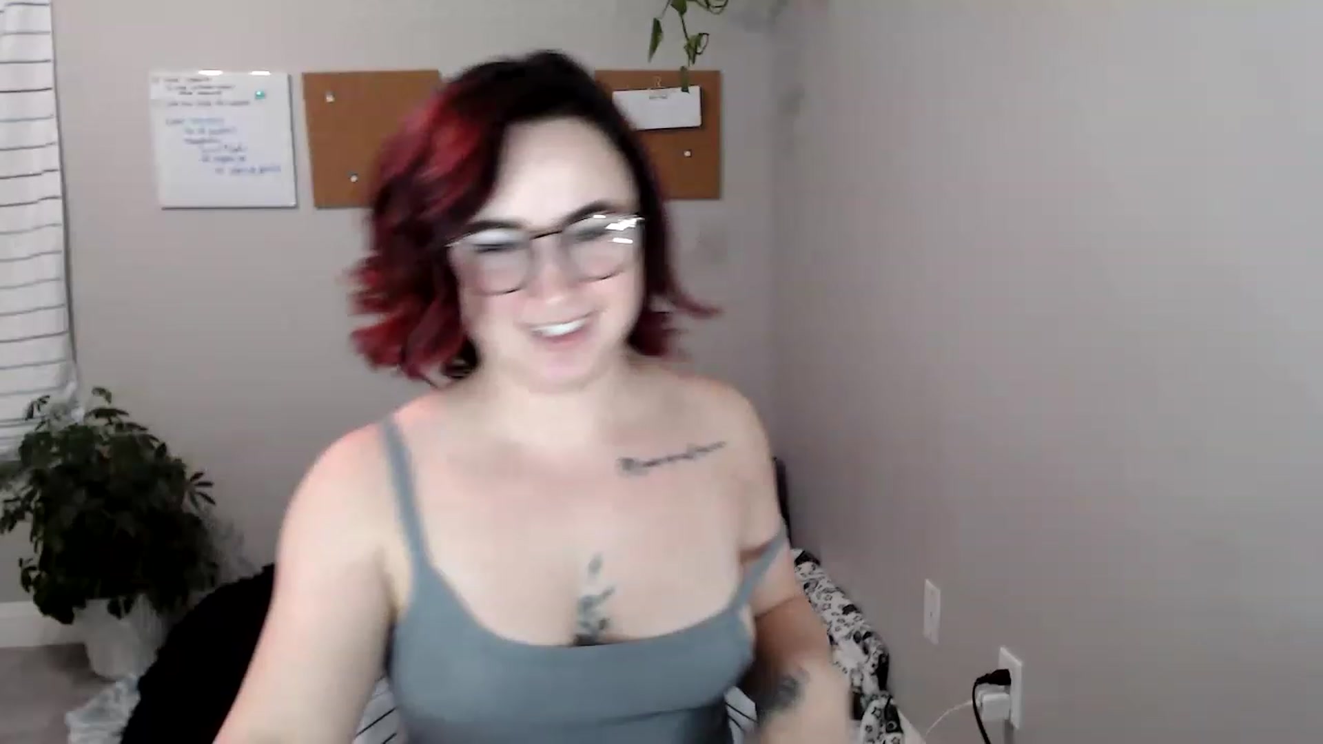 Gallery image thumbnail from Ashley_Clarke's myfreecams stream on, 11/23/2022, 05:15 image 12 of 20
