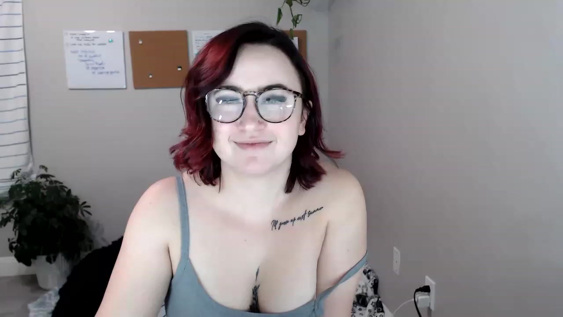 Gallery image thumbnail from Ashley_Clarke's myfreecams stream on, 11/23/2022, 05:15 image 14 of 20