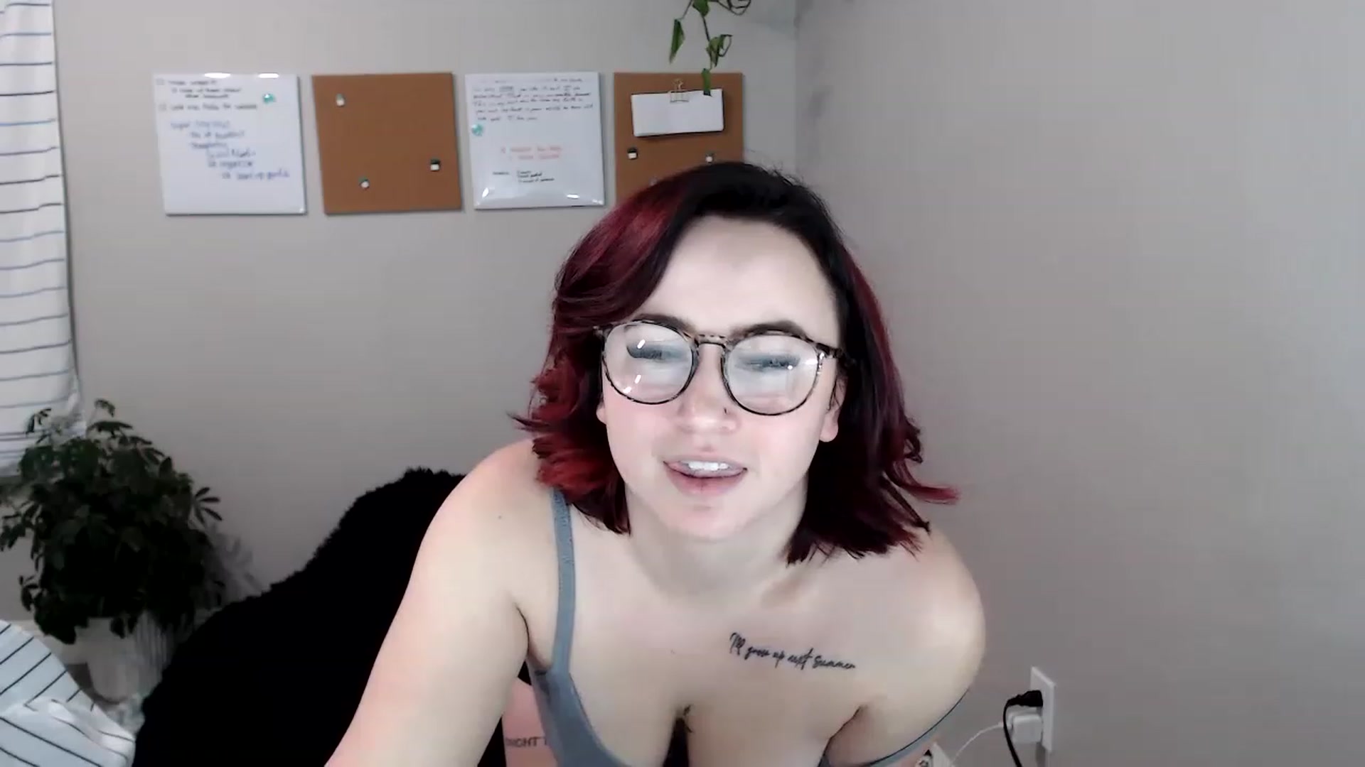 Gallery image thumbnail from Ashley_Clarke's myfreecams stream on, 11/23/2022, 05:15 image 7 of 20