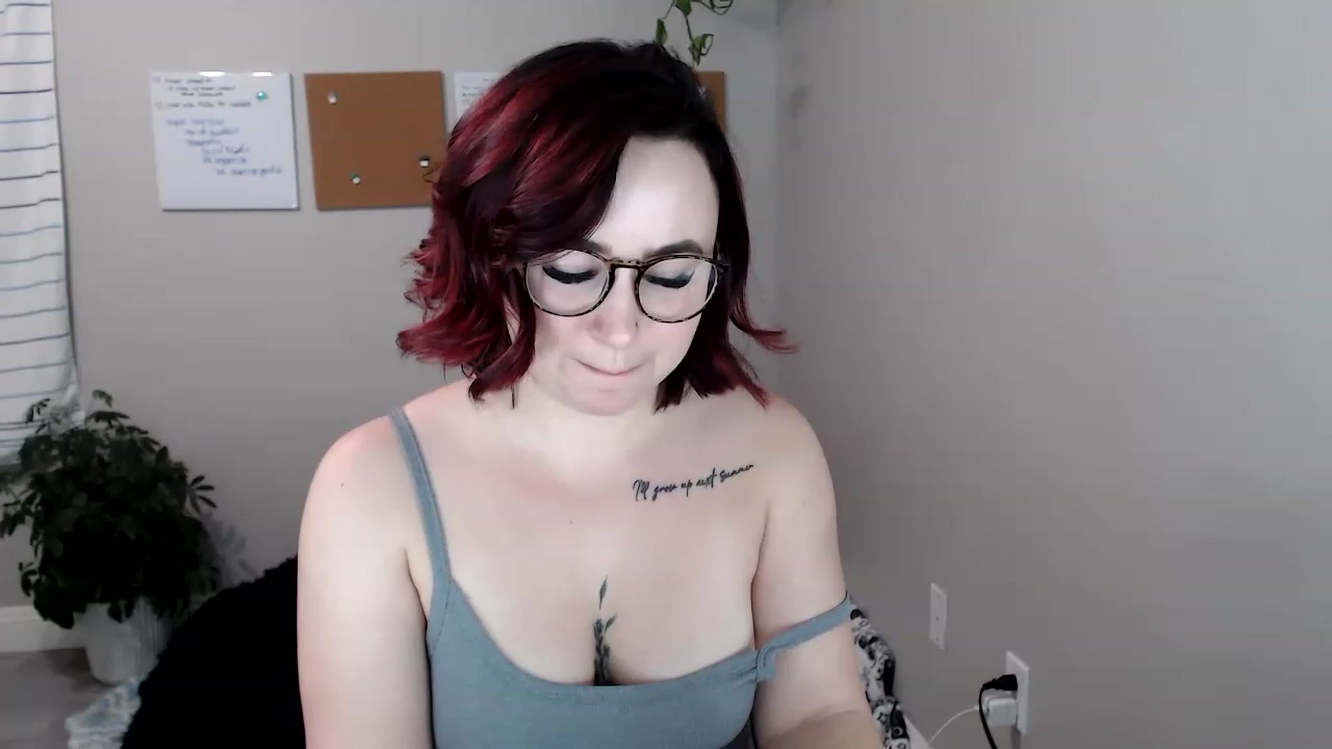 Gallery image thumbnail from Ashley_Clarke's myfreecams stream on, 11/23/2022, 05:15 image 11 of 20