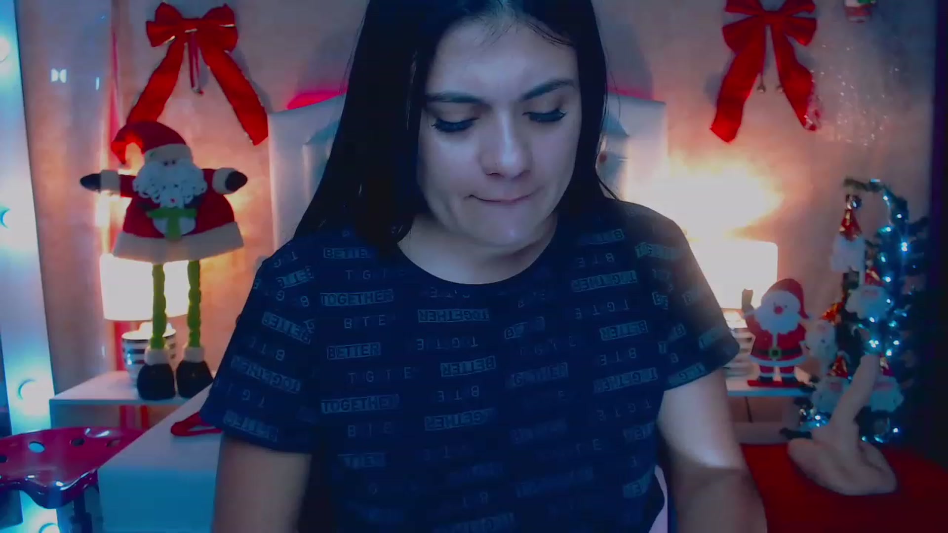 Gallery image thumbnail from Ashley_Greene's myfreecams stream on, 12/26/2022, 13:32 image 1 of 20