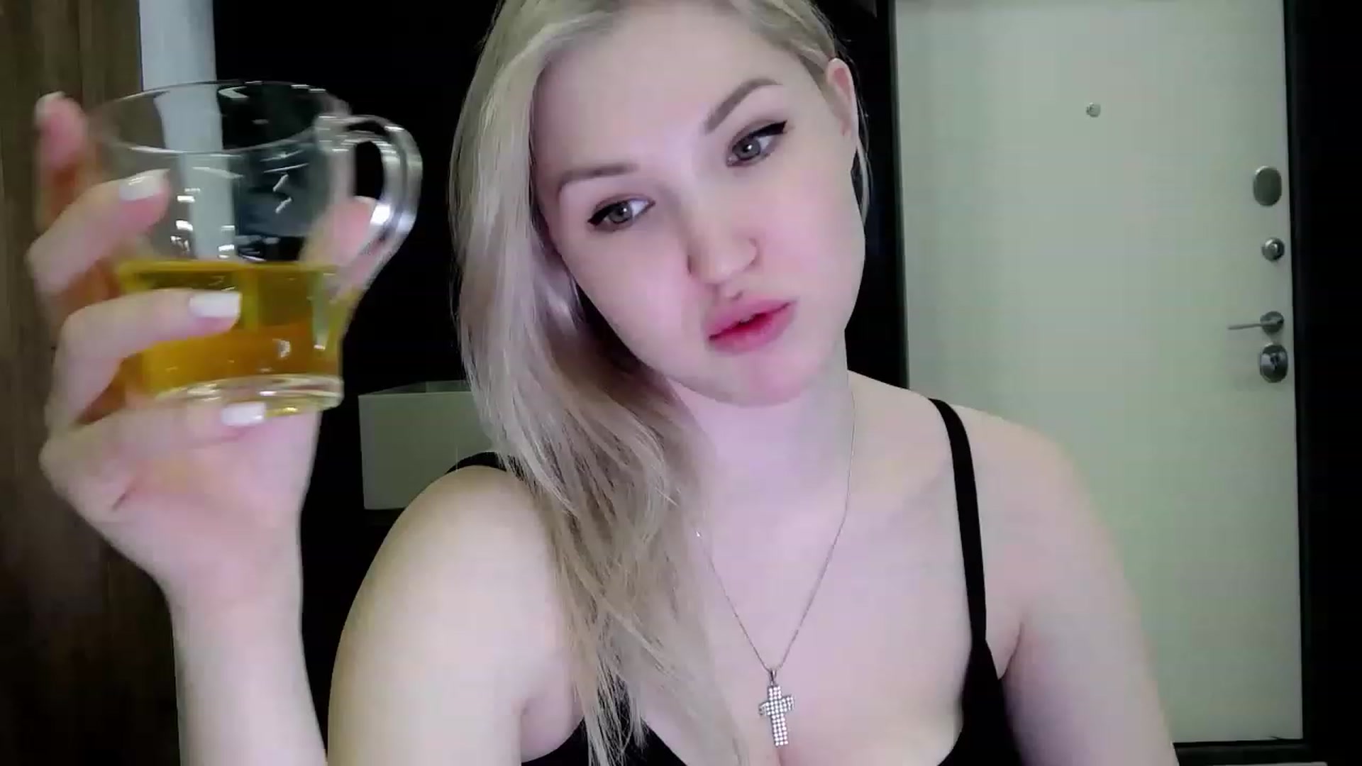 Gallery image thumbnail from Ashley_cutie_'s myfreecams stream on, 05/12/2023, 16:30 image 7 of 20