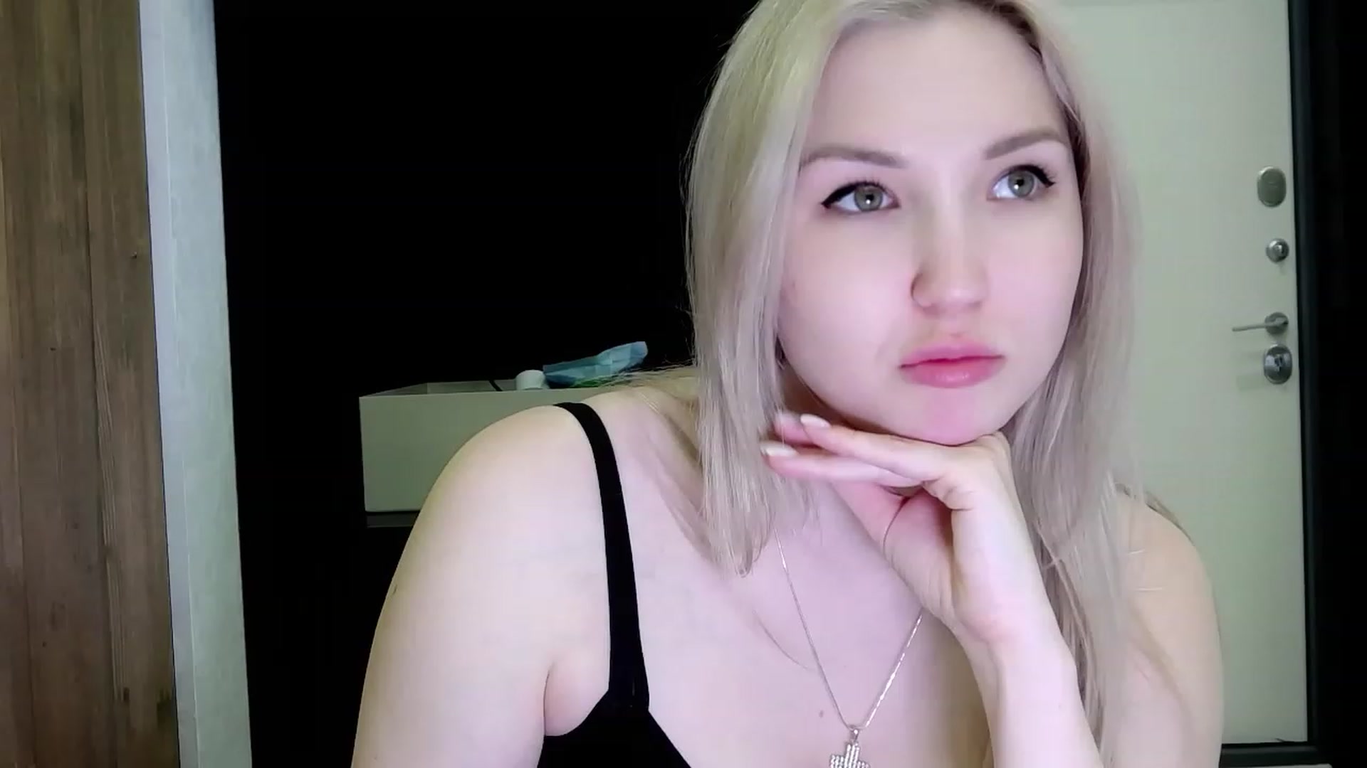 Gallery image thumbnail from Ashley_cutie_'s myfreecams stream on, 05/12/2023, 16:30 image 10 of 20