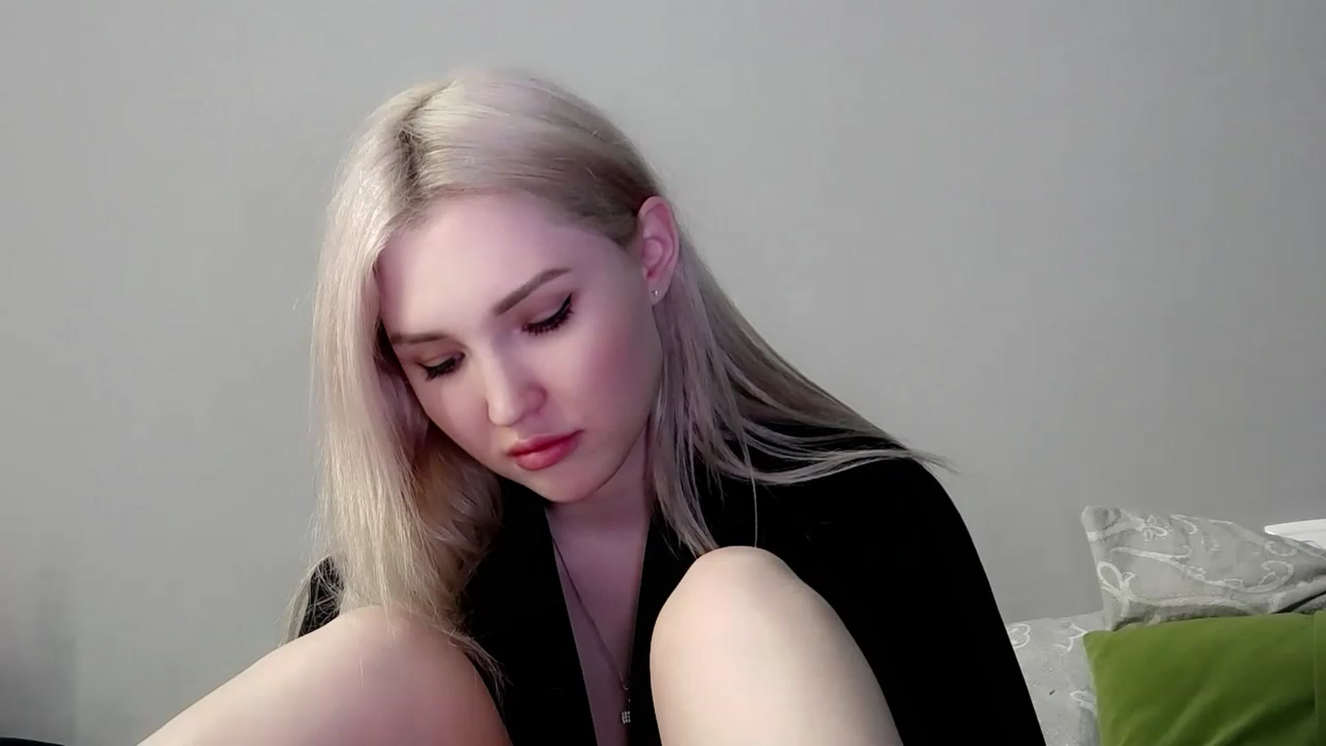Gallery image thumbnail from Ashley_cutie_'s myfreecams stream on, 05/20/2023, 16:36 image 12 of 20