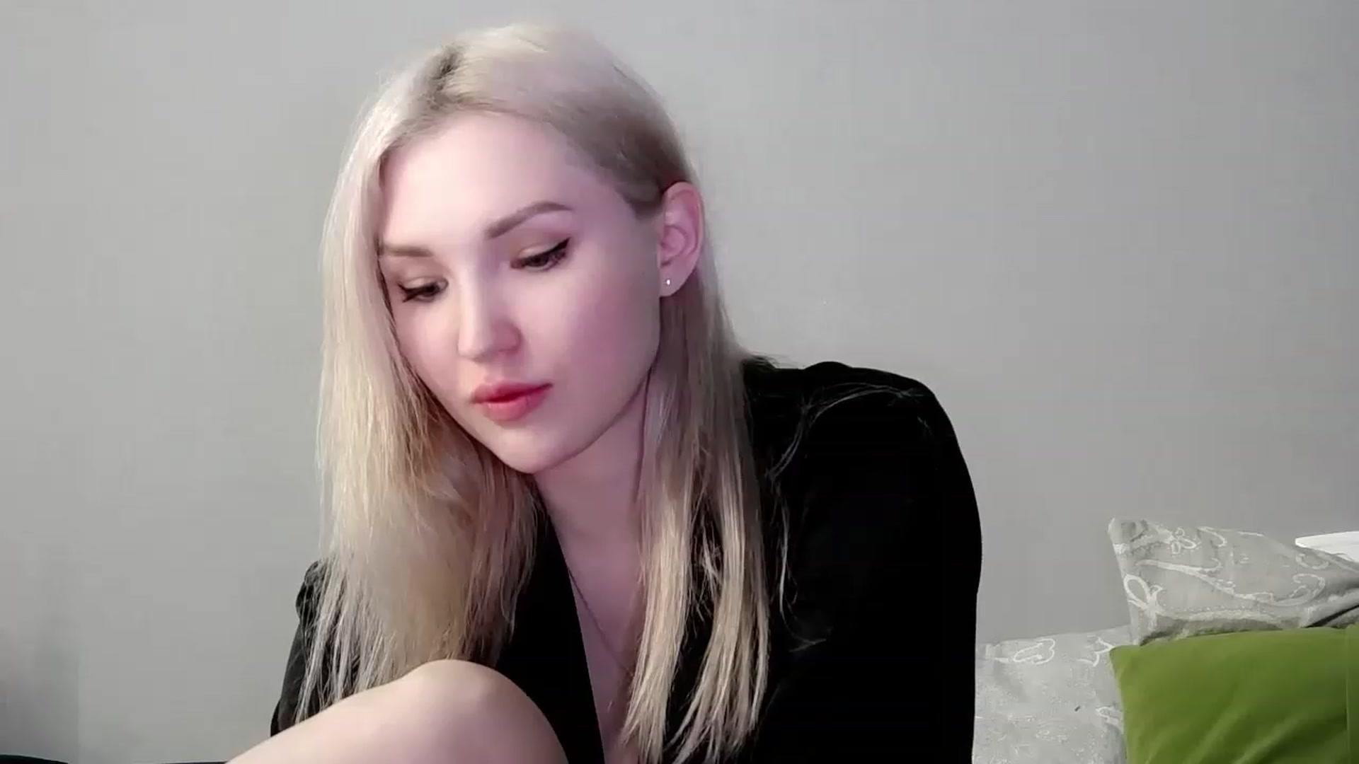 Gallery image thumbnail from Ashley_cutie_'s myfreecams stream on, 05/20/2023, 16:36 image 18 of 20