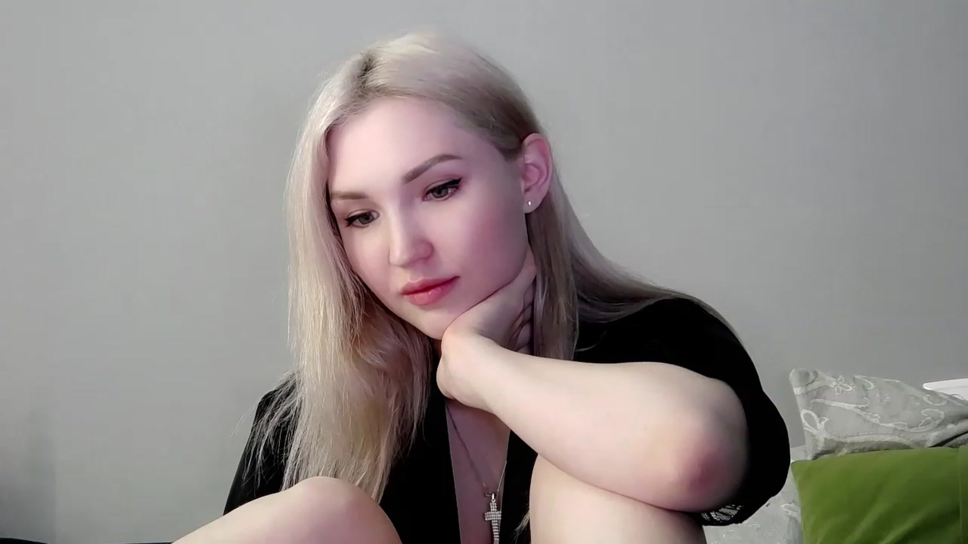 Gallery image thumbnail from Ashley_cutie_'s myfreecams stream on, 05/20/2023, 16:36 image 16 of 20