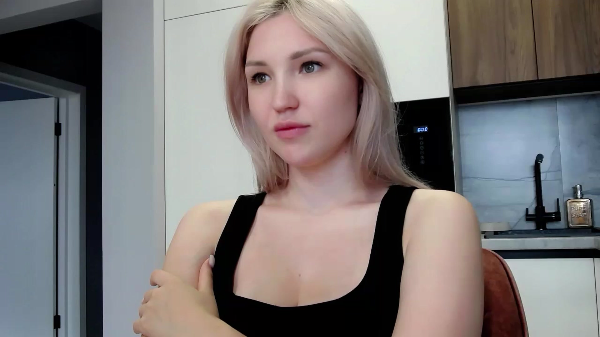 Gallery image thumbnail from Ashley_cutie_'s myfreecams stream on, 06/10/2023, 08:43 image 16 of 20