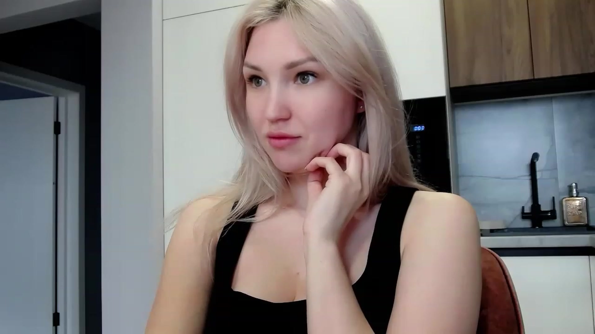 Gallery image thumbnail from Ashley_cutie_'s myfreecams stream on, 06/10/2023, 08:43 image 17 of 20