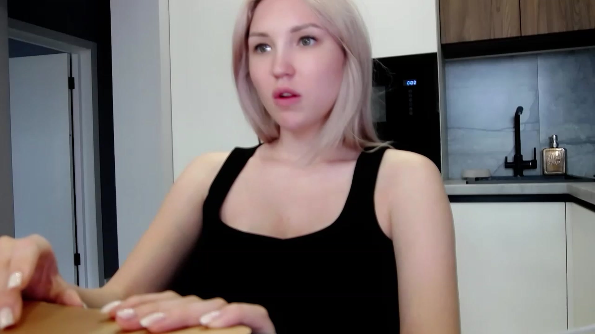Gallery image thumbnail from Ashley_cutie_'s myfreecams stream on, 06/10/2023, 10:04 image 5 of 20