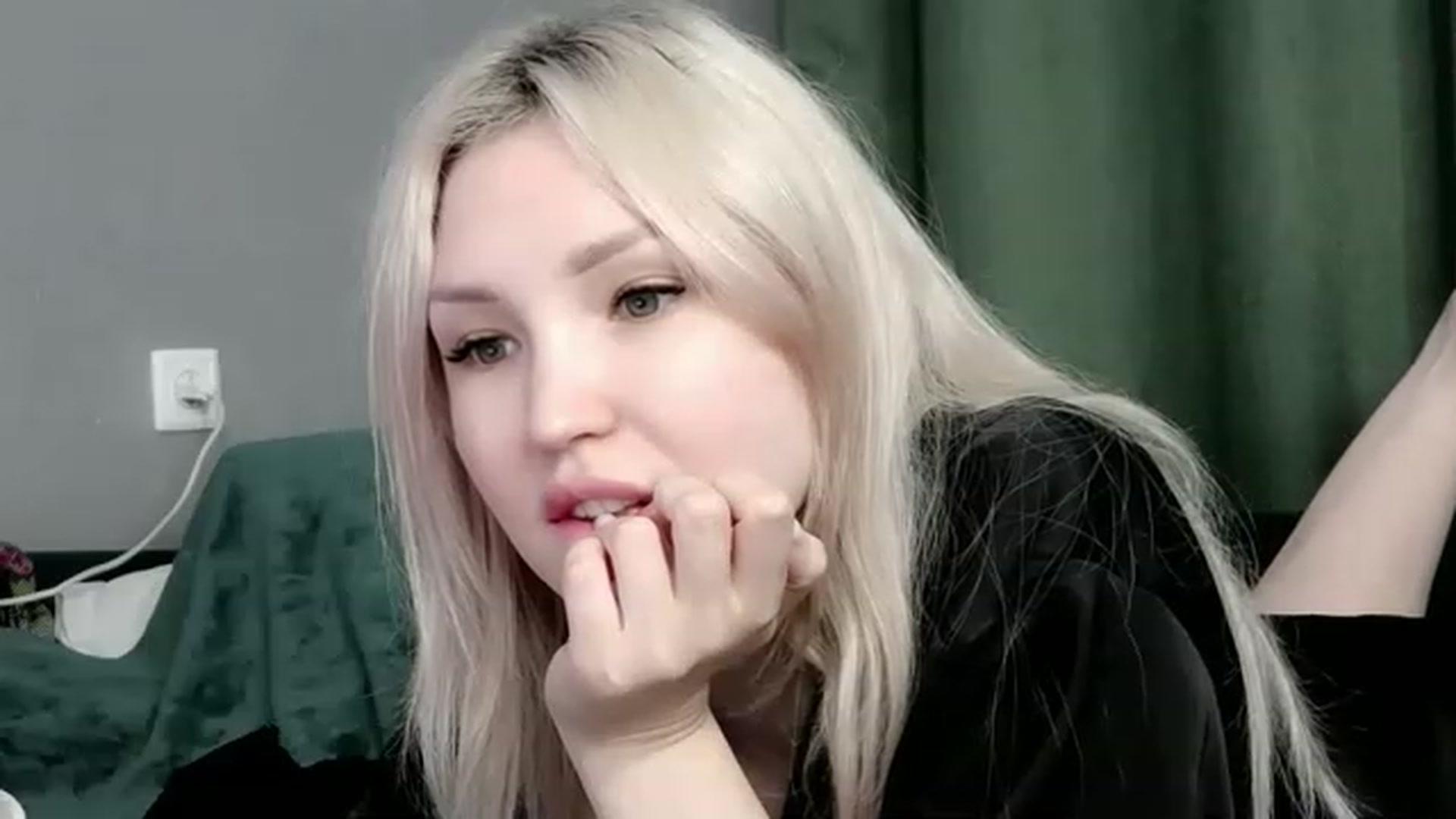 Gallery image thumbnail from Ashley_cutie_'s myfreecams stream on, 06/19/2023, 11:52 image 19 of 20