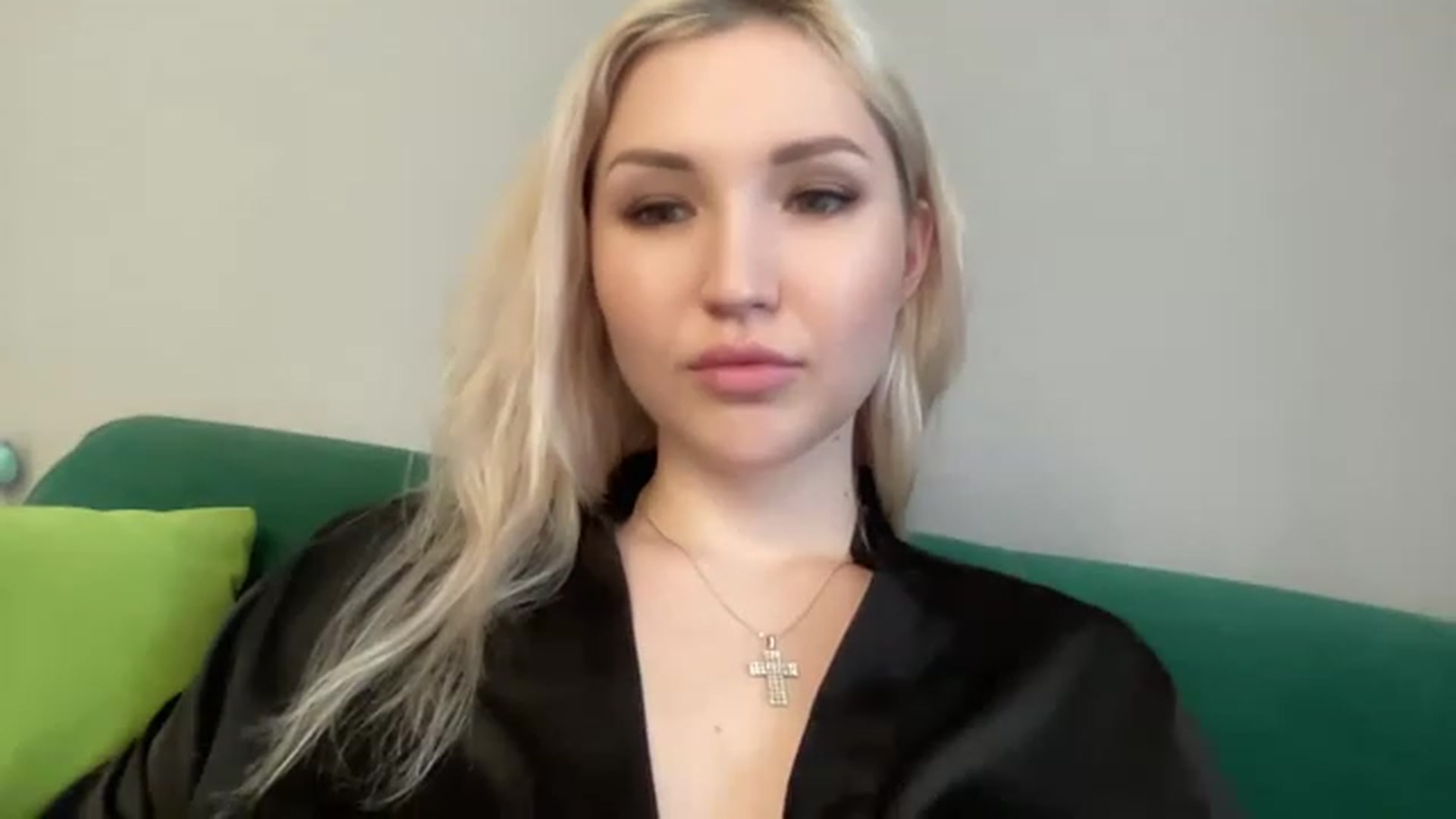 Gallery image thumbnail from Ashley_cutie_'s myfreecams stream on, 06/20/2023, 08:35 image 17 of 20