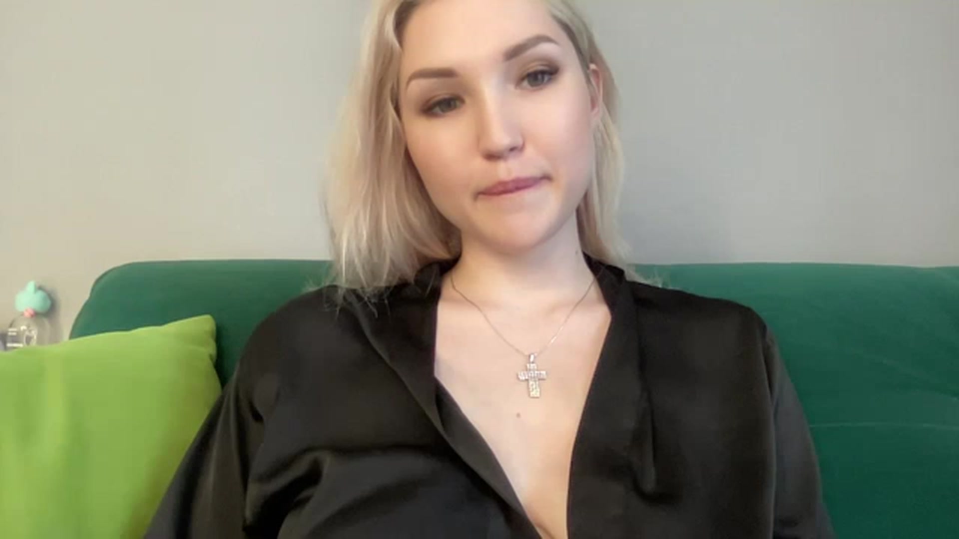 Gallery image thumbnail from Ashley_cutie_'s myfreecams stream on, 06/20/2023, 08:35 image 13 of 20