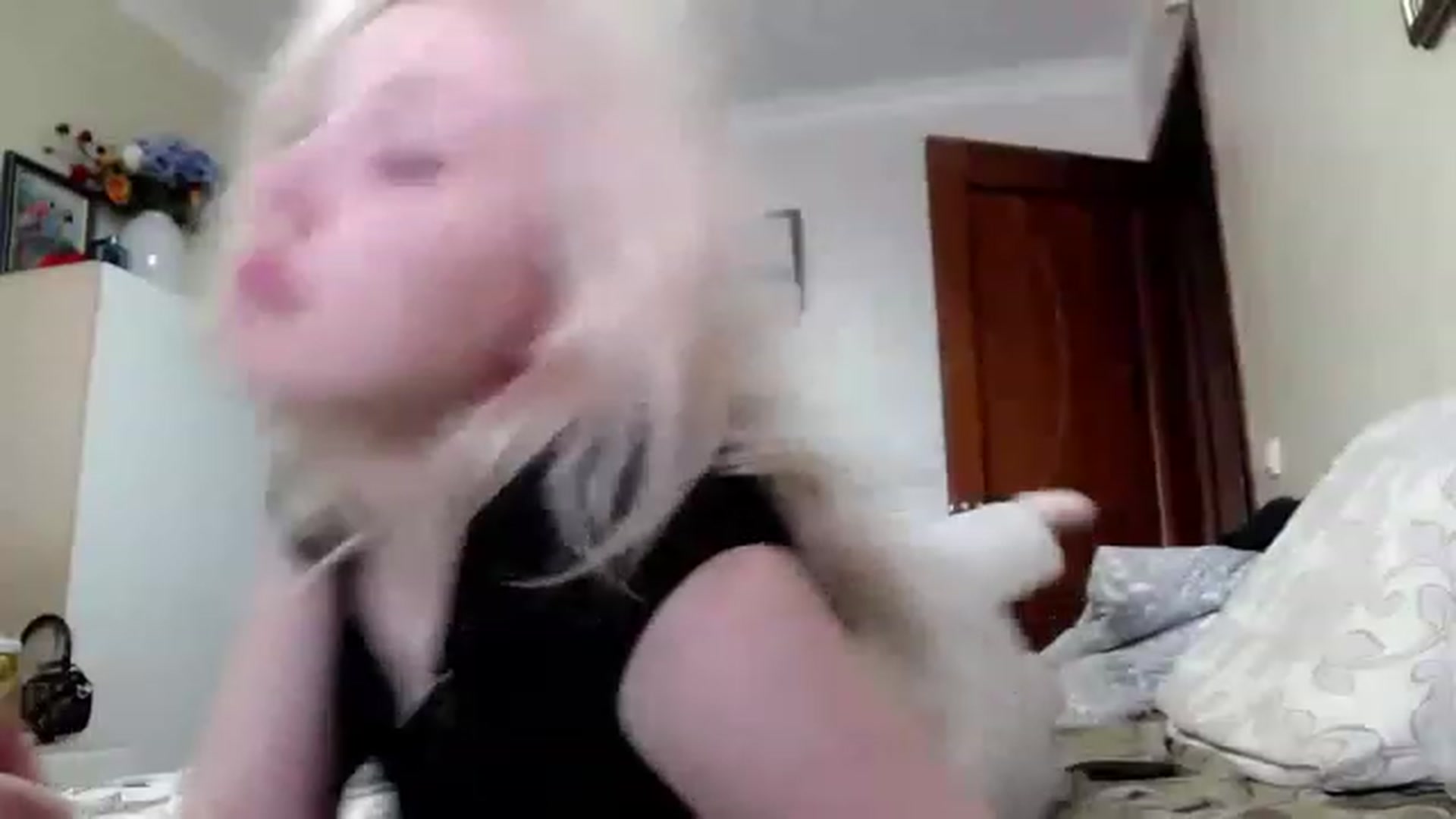 Gallery image thumbnail from Ashley_cutie_'s myfreecams stream on, 06/29/2023, 10:29 image 15 of 20