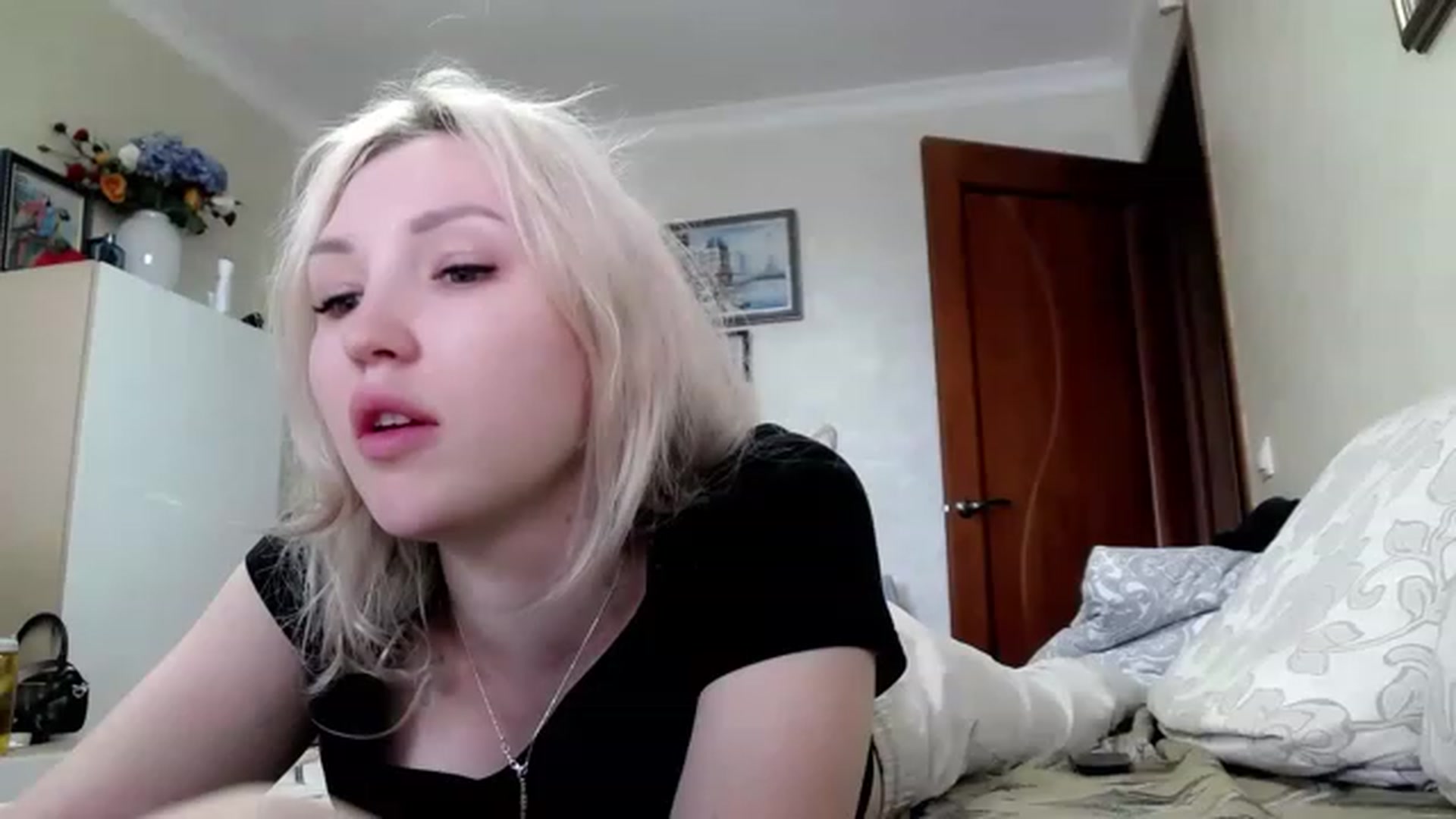Gallery image thumbnail from Ashley_cutie_'s myfreecams stream on, 06/29/2023, 10:29 image 13 of 20