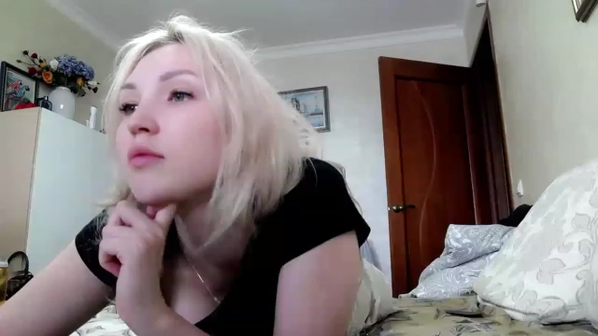 Gallery image thumbnail from Ashley_cutie_'s myfreecams stream on, 06/29/2023, 10:29 image 16 of 20