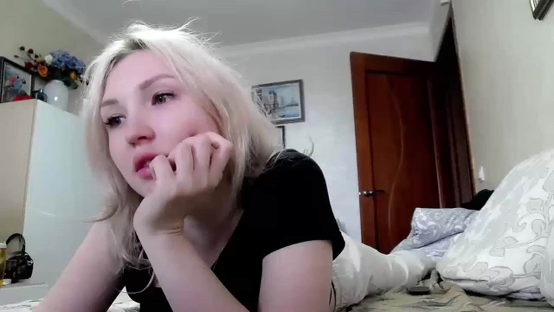 Gallery image thumbnail from Ashley_cutie_'s myfreecams stream on, 06/29/2023, 10:29 image 12 of 20