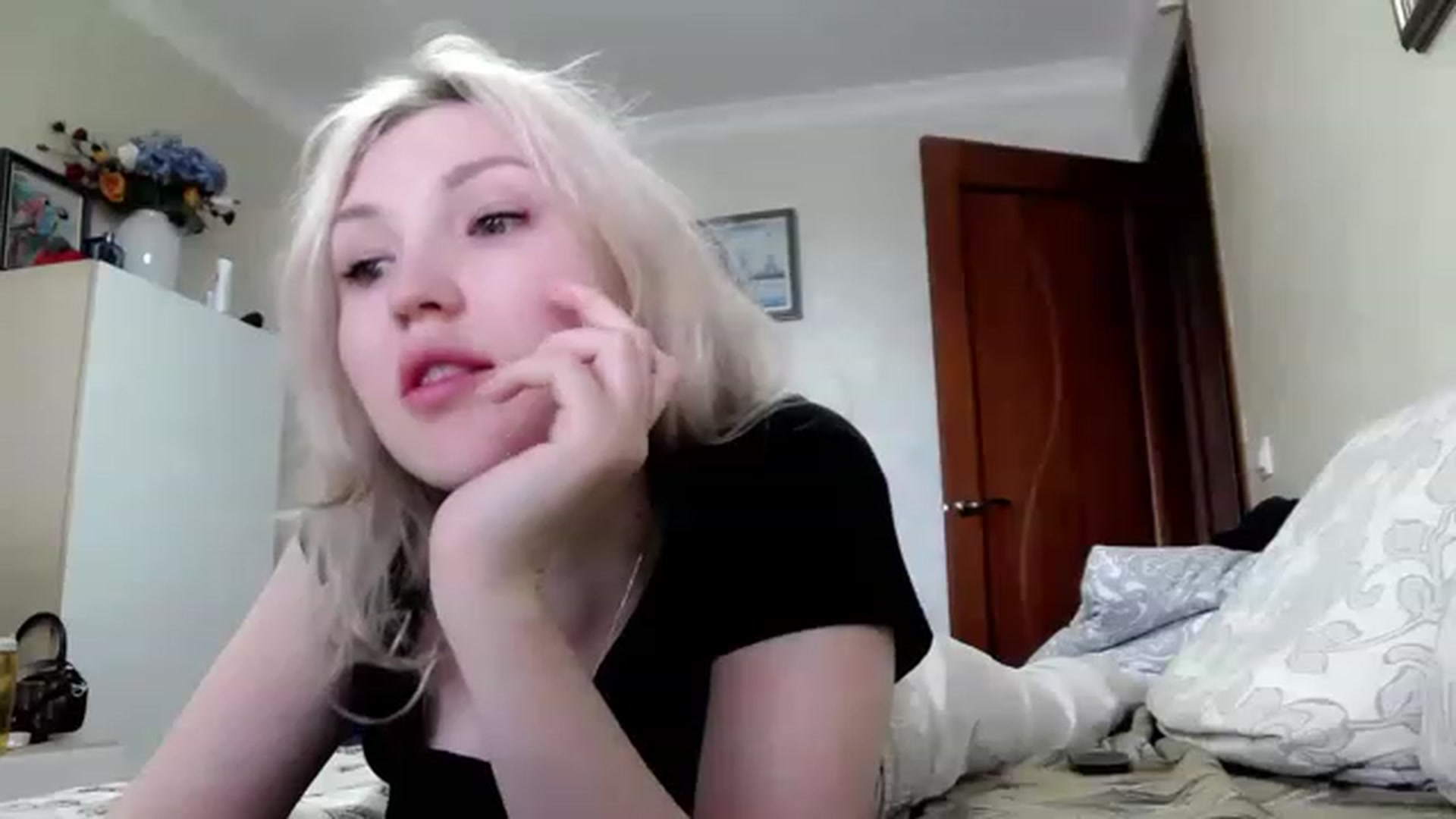 Gallery image thumbnail from Ashley_cutie_'s myfreecams stream on, 06/29/2023, 10:29 image 11 of 20