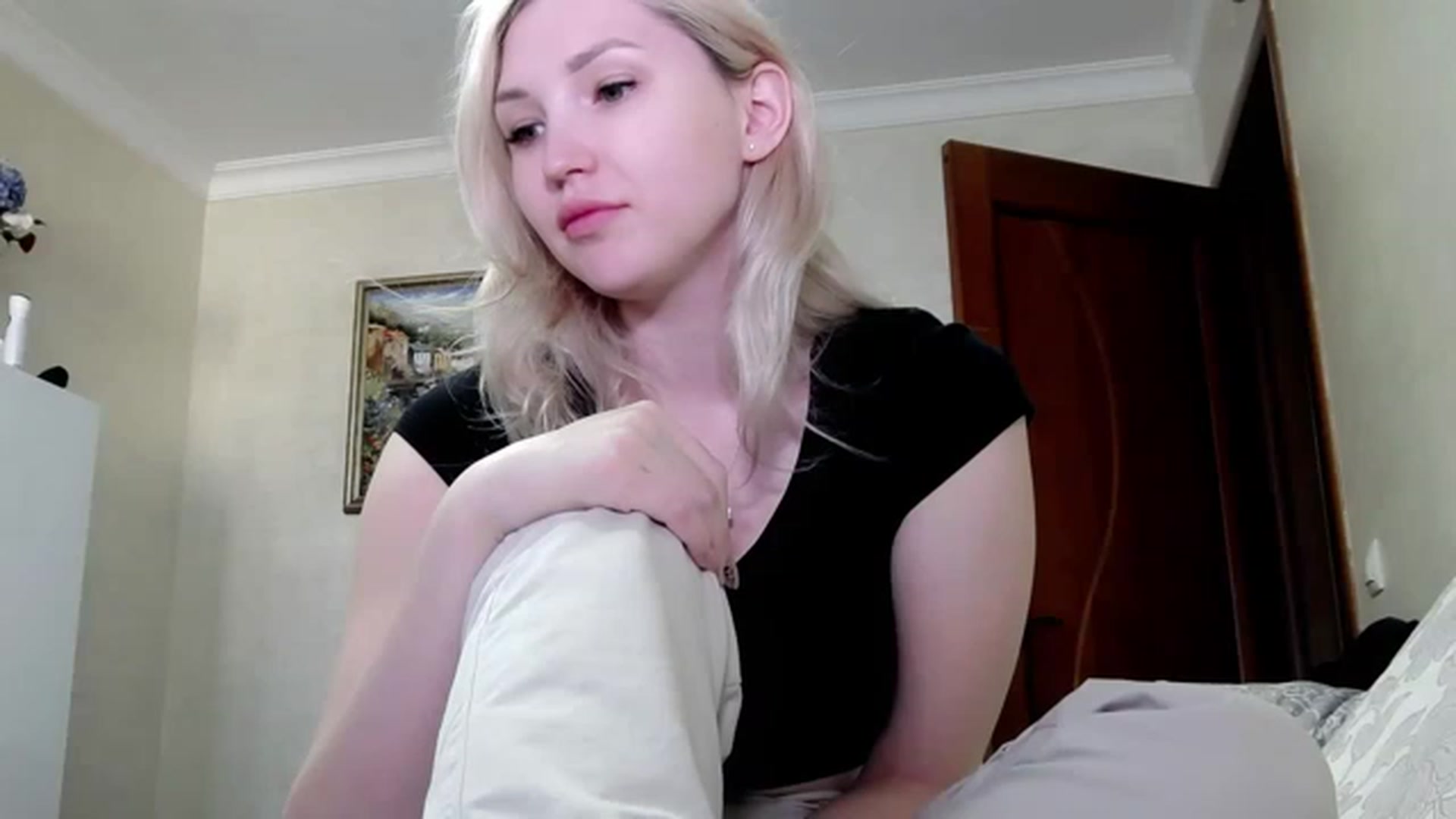 Gallery image thumbnail from Ashley_cutie_'s myfreecams stream on, 06/29/2023, 12:16 image 10 of 20