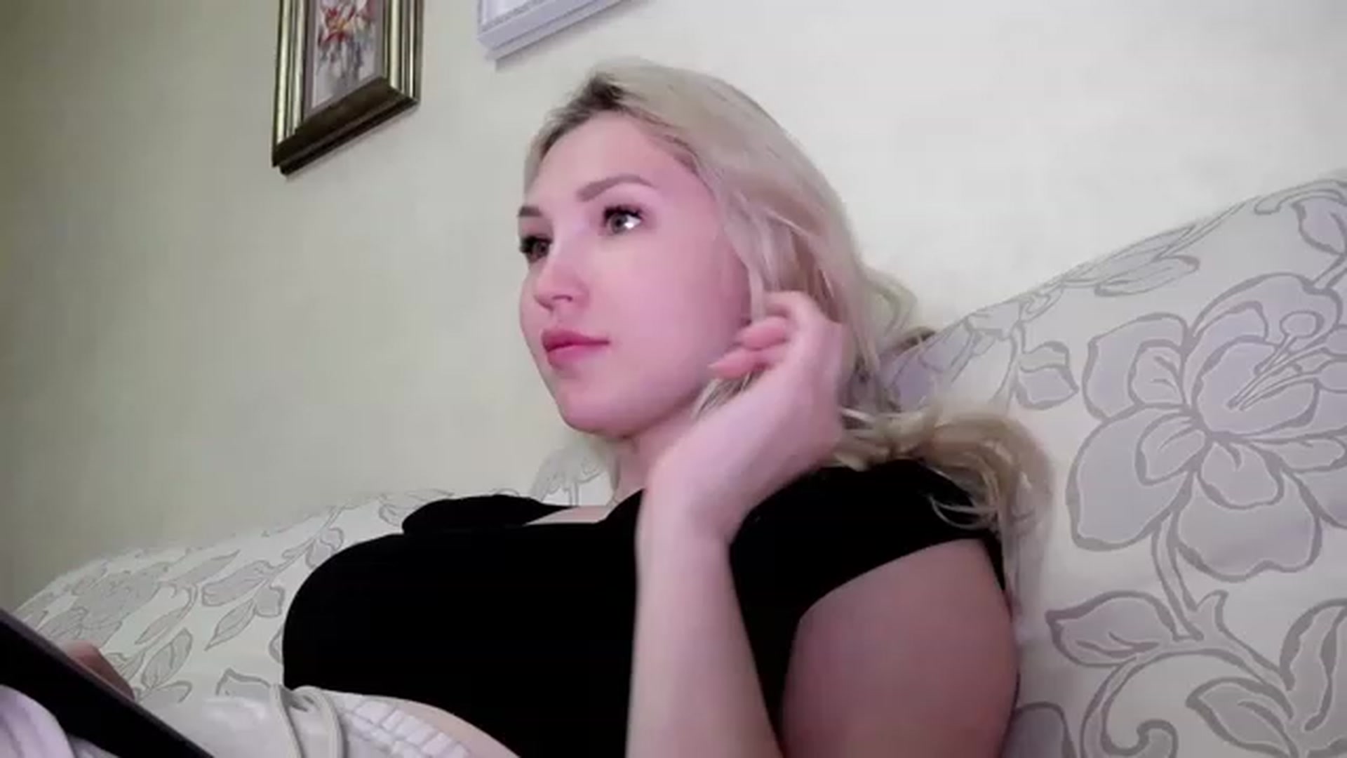 Gallery image thumbnail from Ashley_cutie_'s myfreecams stream on, 06/29/2023, 12:16 image 20 of 20