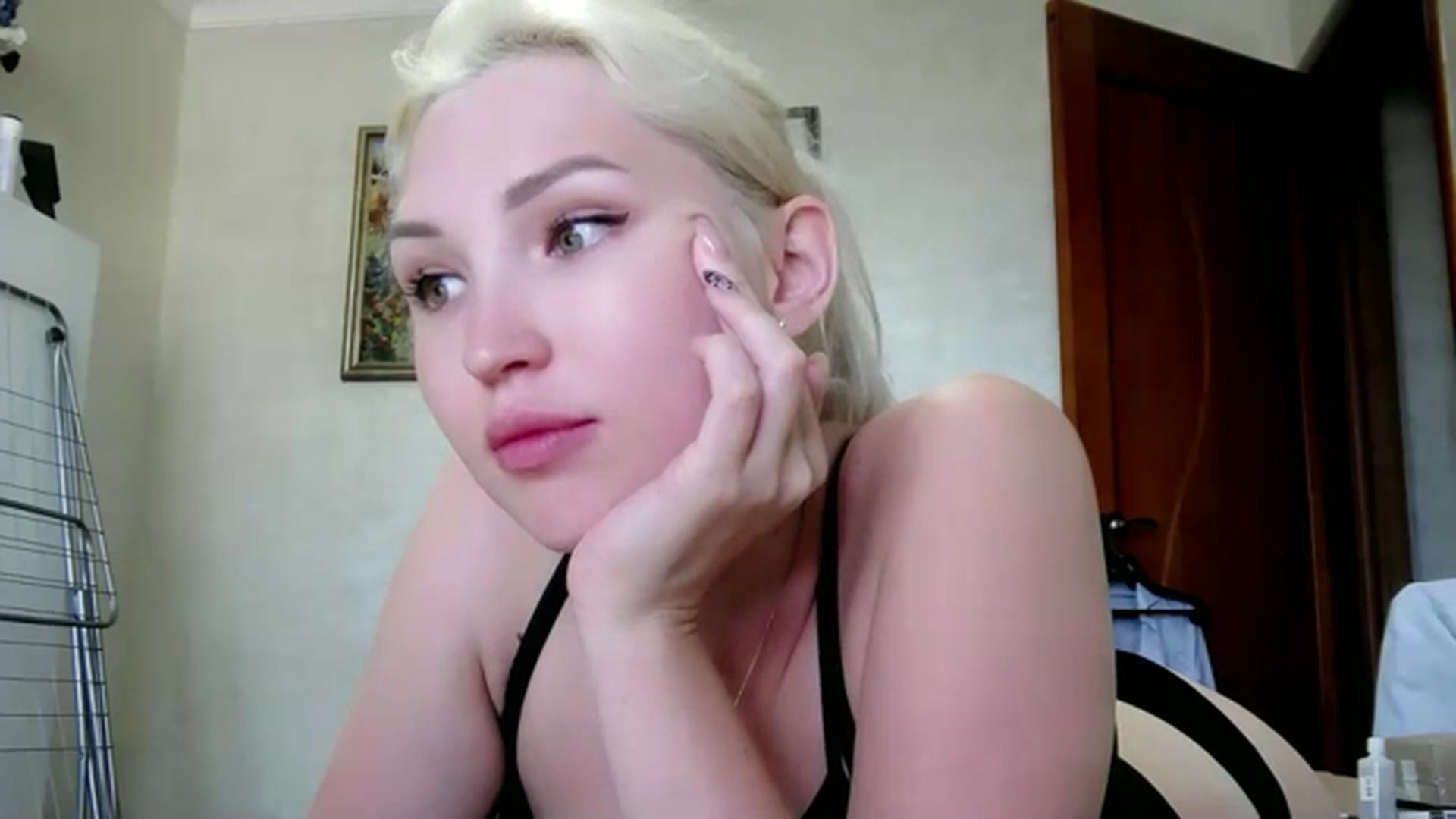 Gallery image thumbnail from Ashley_cutie_'s myfreecams stream on, 07/19/2023, 09:42 image 13 of 20