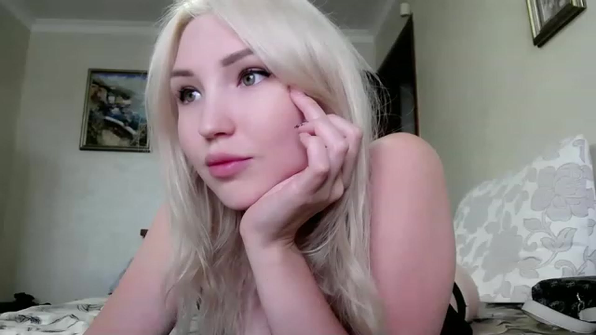 Gallery image thumbnail from Ashley_cutie_'s myfreecams stream on, 07/21/2023, 07:21 image 12 of 20