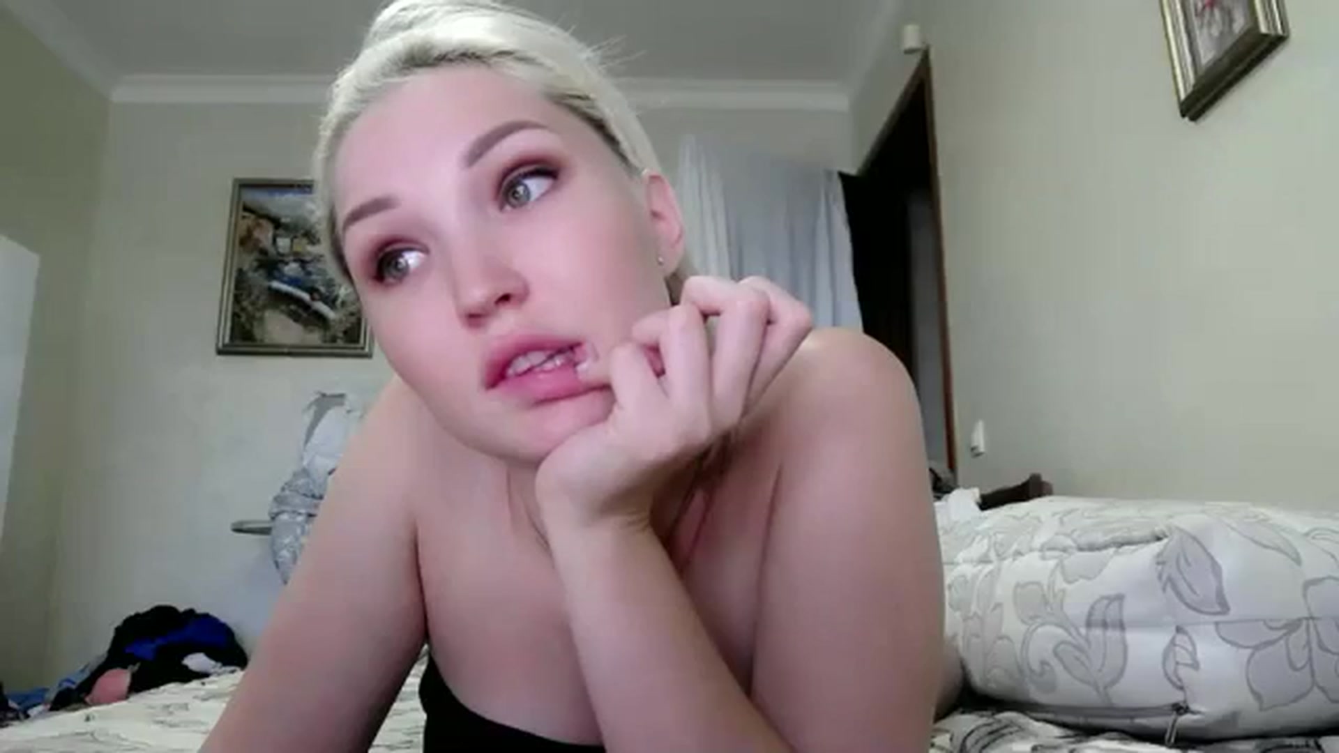 Gallery image thumbnail from Ashley_cutie_'s myfreecams stream on, 08/10/2023, 08:35 image 5 of 20