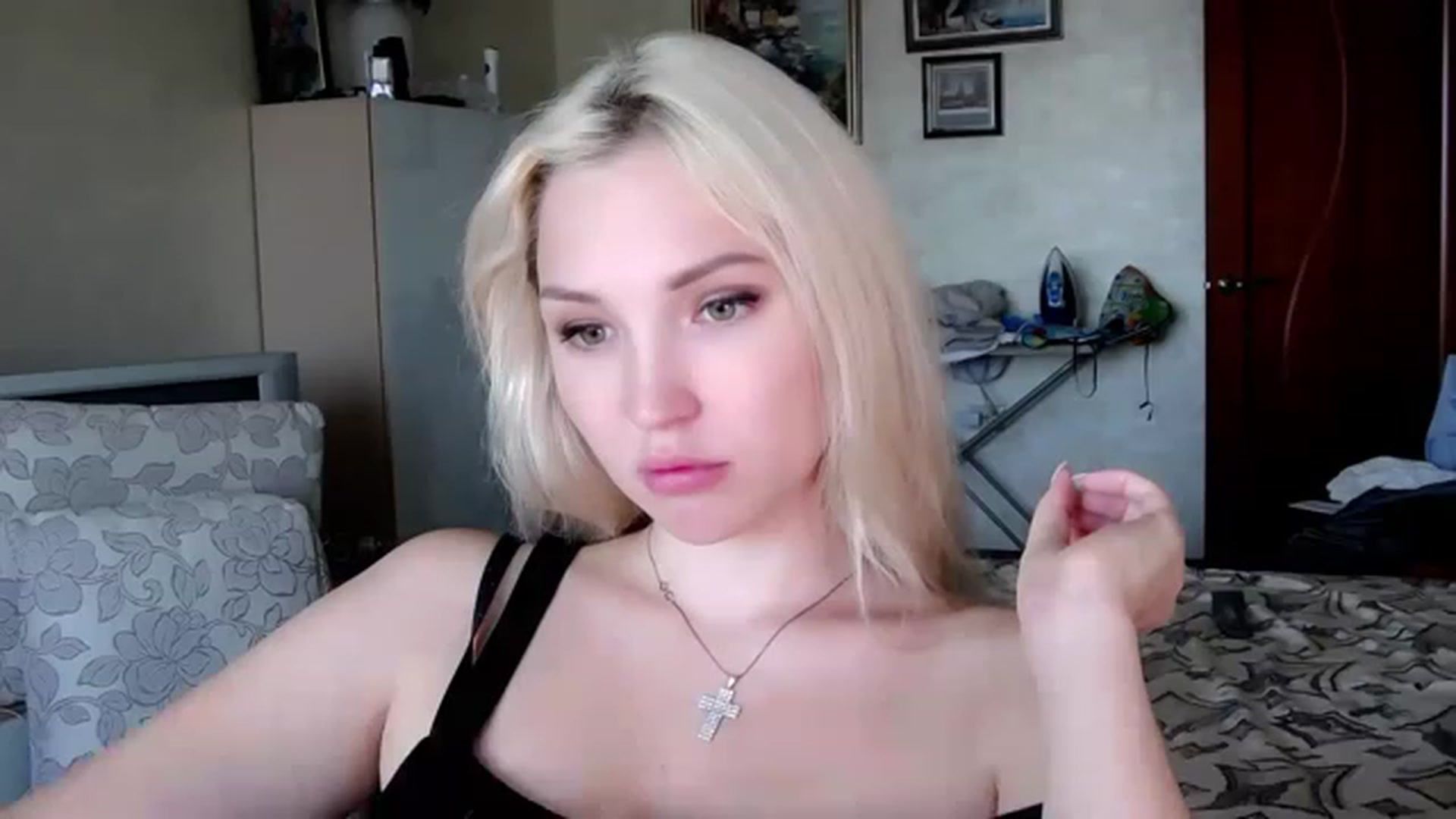 Gallery image thumbnail from Ashley_cutie_'s myfreecams stream on, 08/12/2023, 08:08 image 13 of 20
