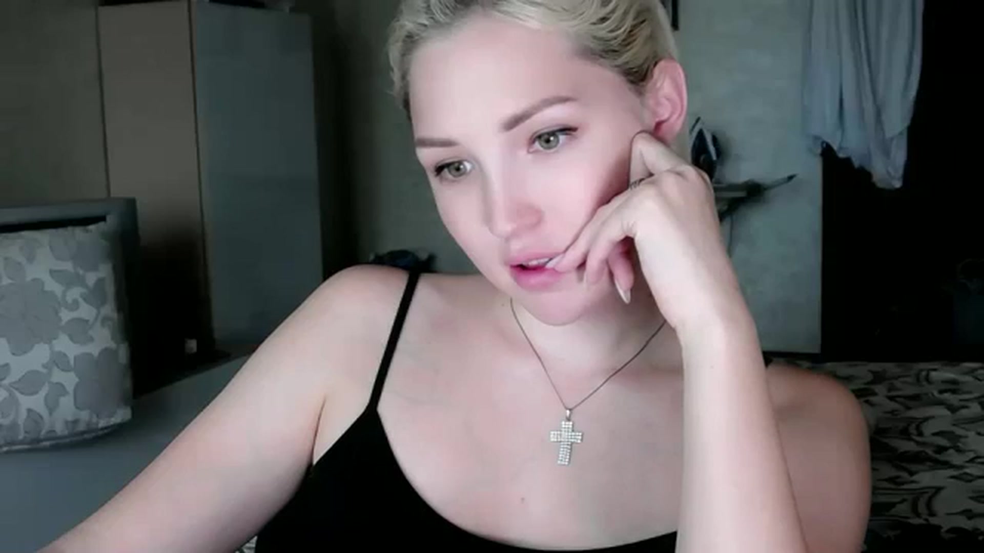 Gallery image thumbnail from Ashley_cutie_'s myfreecams stream on, 08/13/2023, 07:51 image 12 of 20