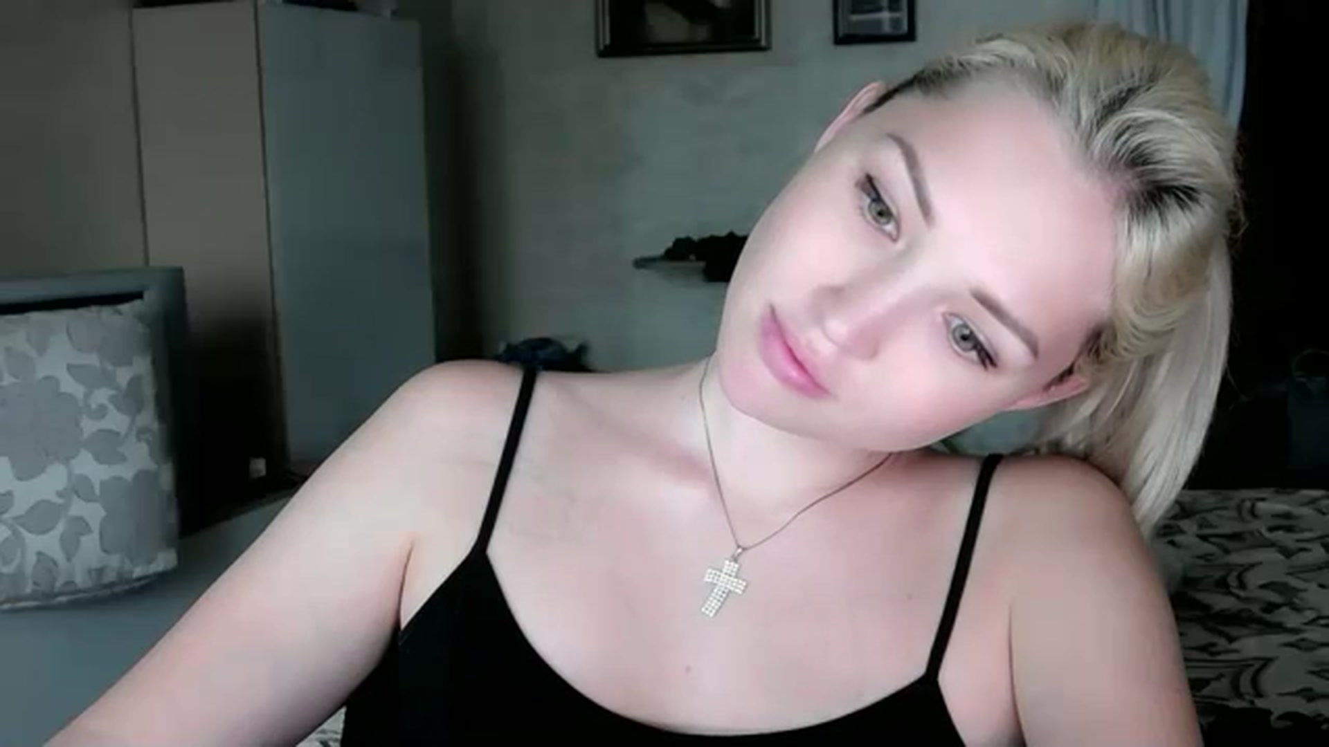 Gallery image thumbnail from Ashley_cutie_'s myfreecams stream on, 08/13/2023, 07:51 image 13 of 20