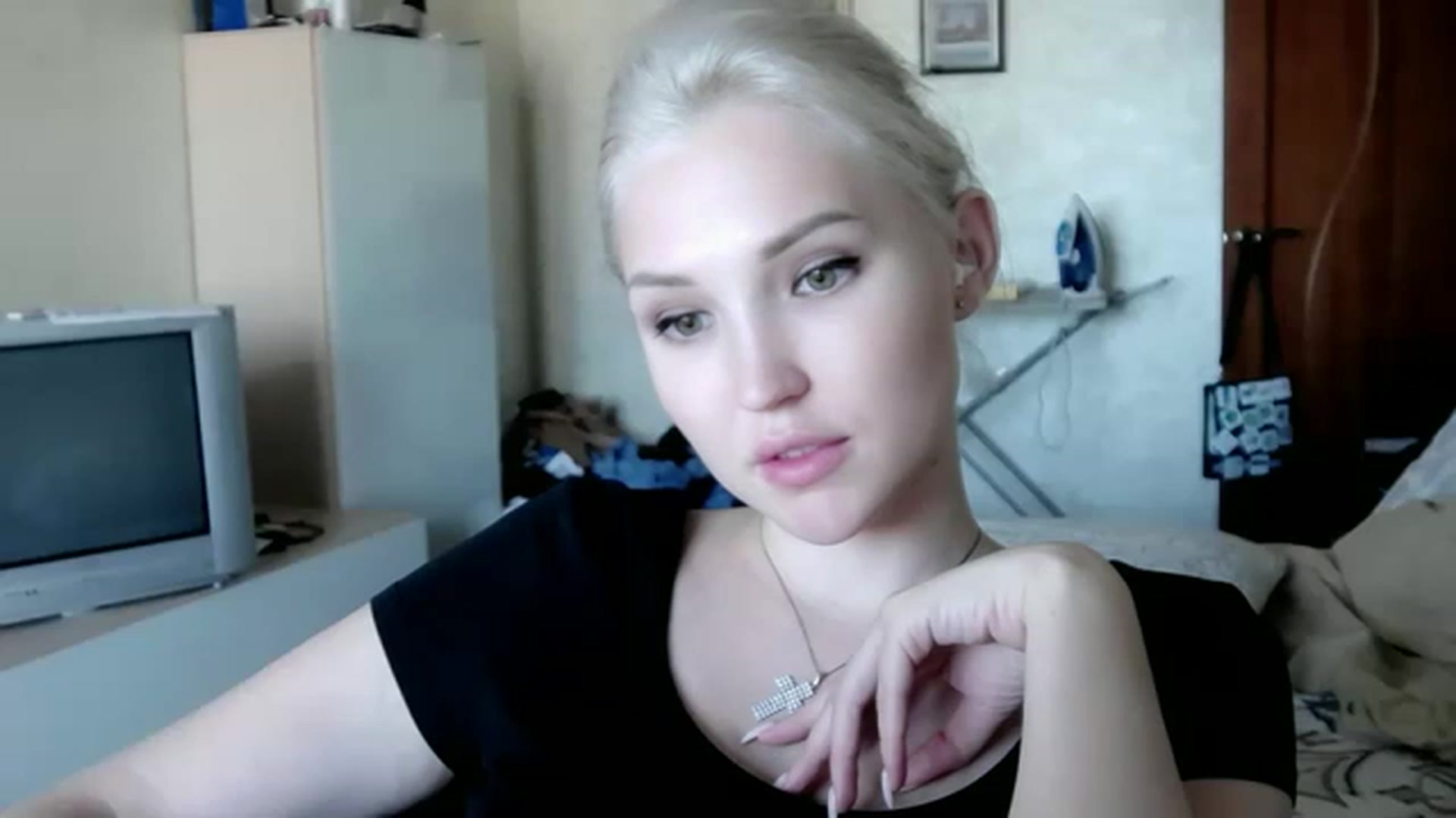 Gallery image thumbnail from Ashley_cutie_'s myfreecams stream on, 08/17/2023, 10:14 image 20 of 20