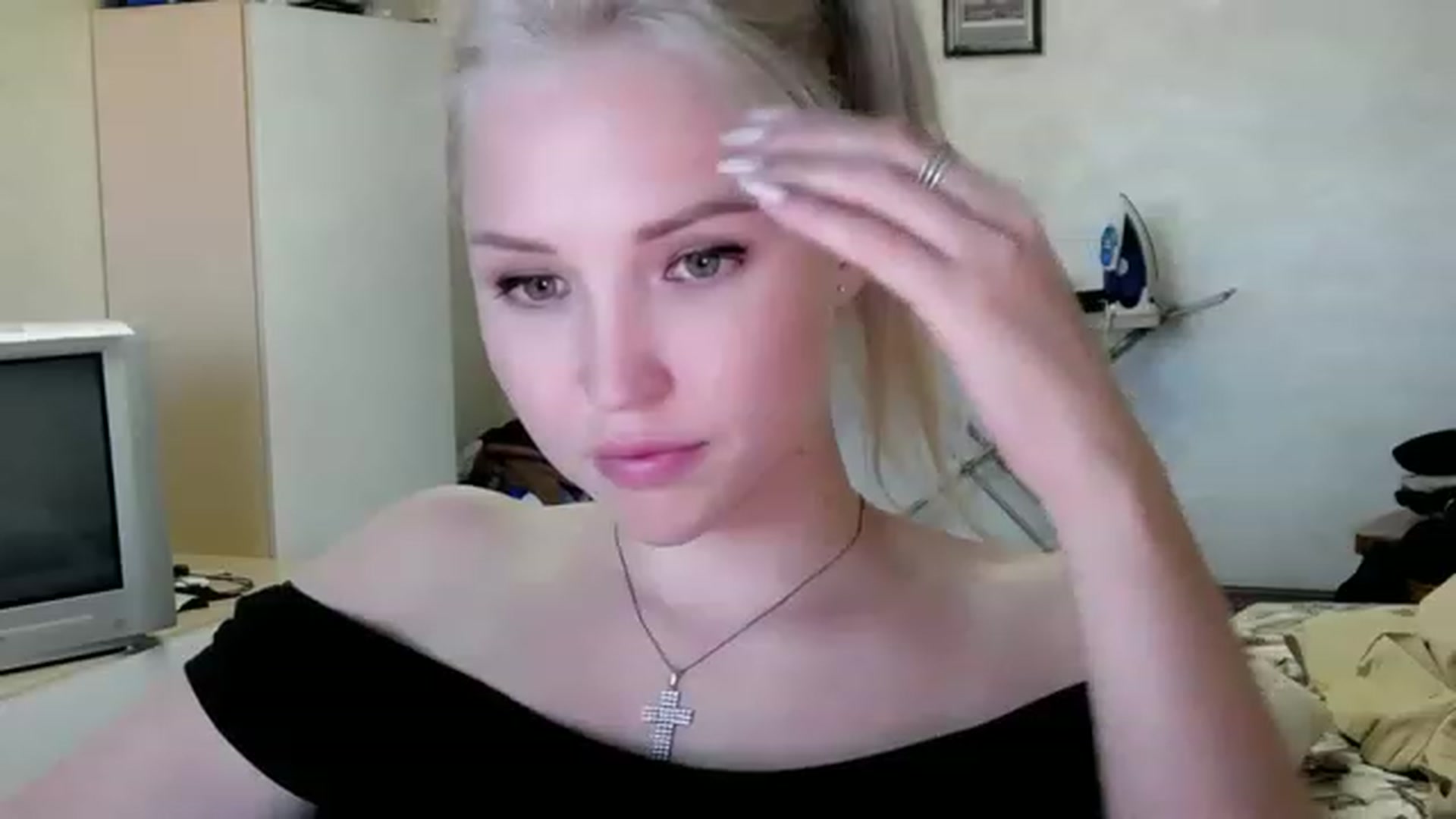 Gallery image thumbnail from Ashley_cutie_'s myfreecams stream on, 08/17/2023, 10:51 image 12 of 20