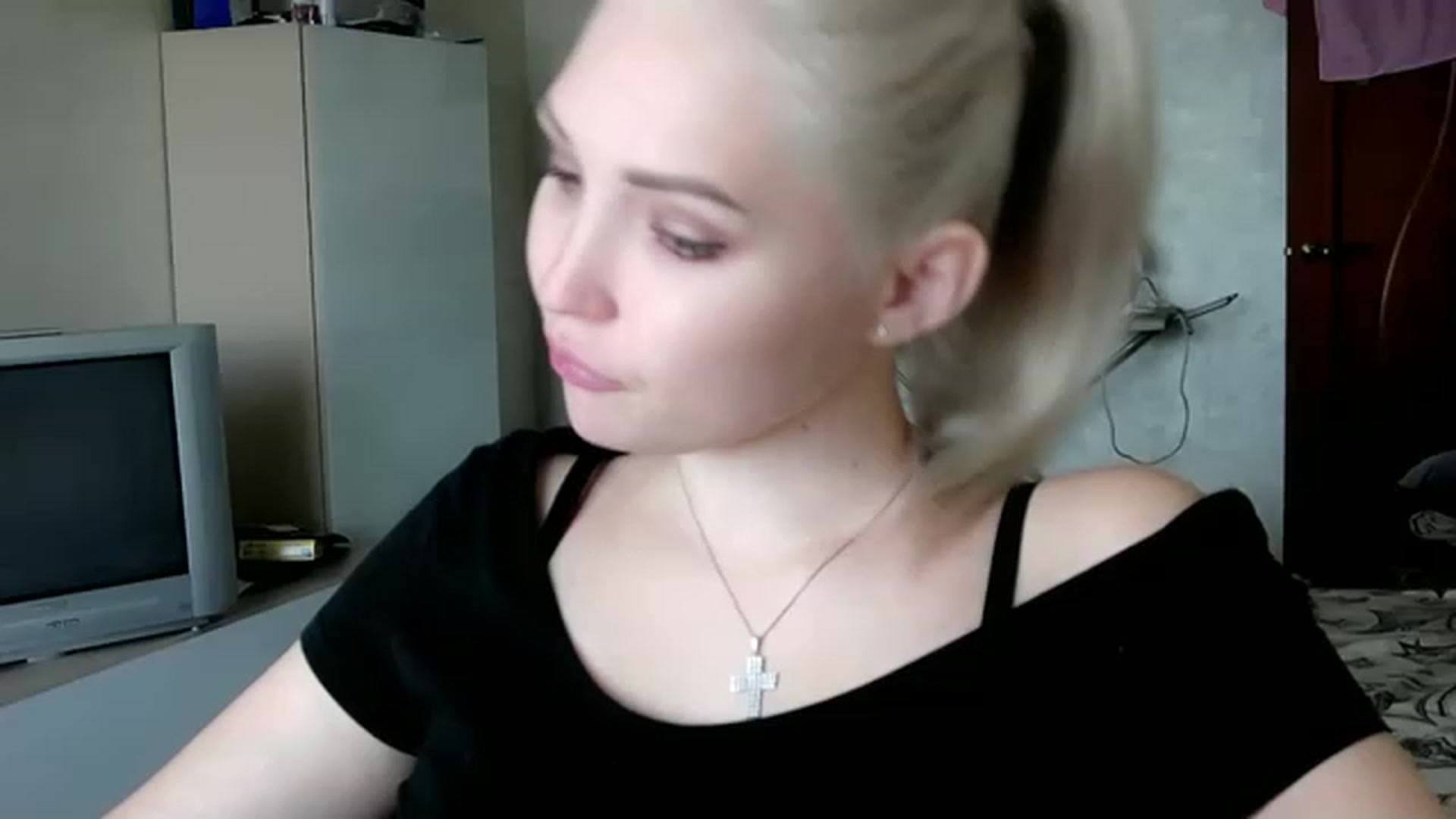 Gallery image thumbnail from Ashley_cutie_'s myfreecams stream on, 08/18/2023, 06:52 image 1 of 20
