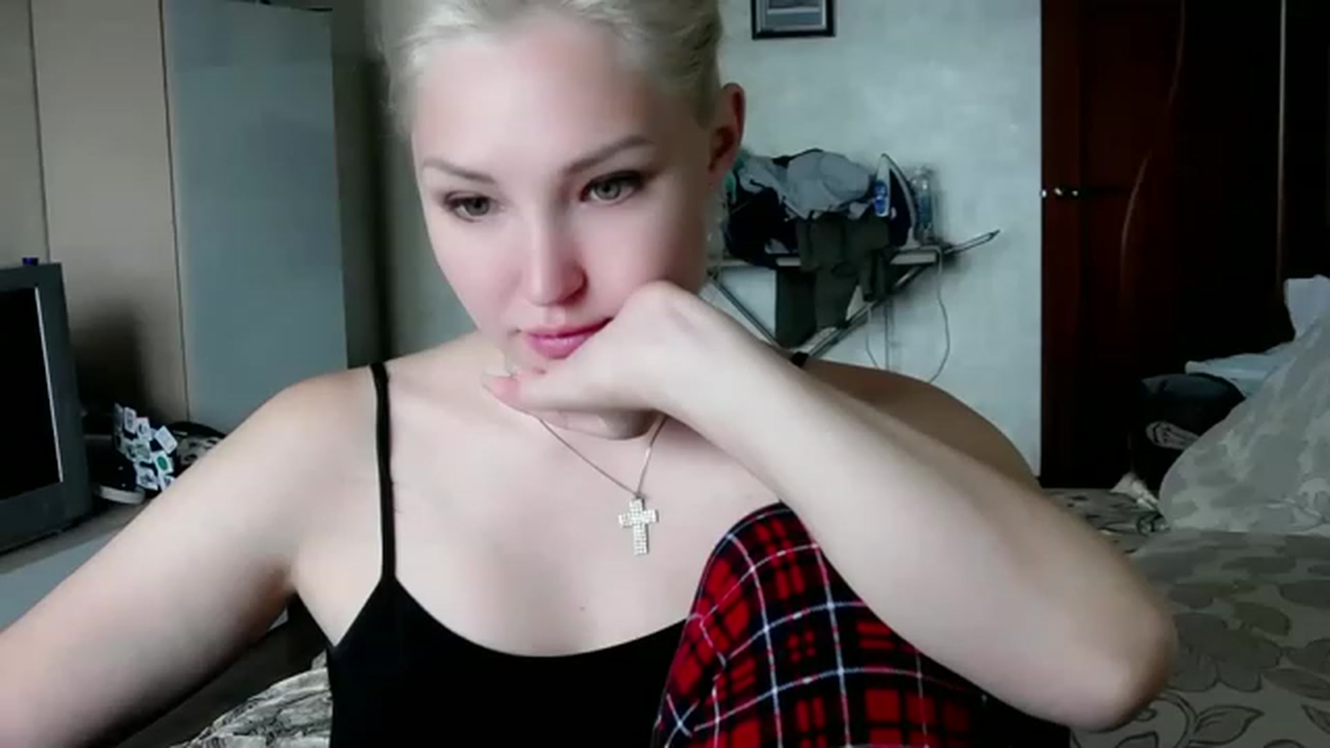 Gallery image thumbnail from Ashley_cutie_'s myfreecams stream on, 08/21/2023, 07:21 image 11 of 20