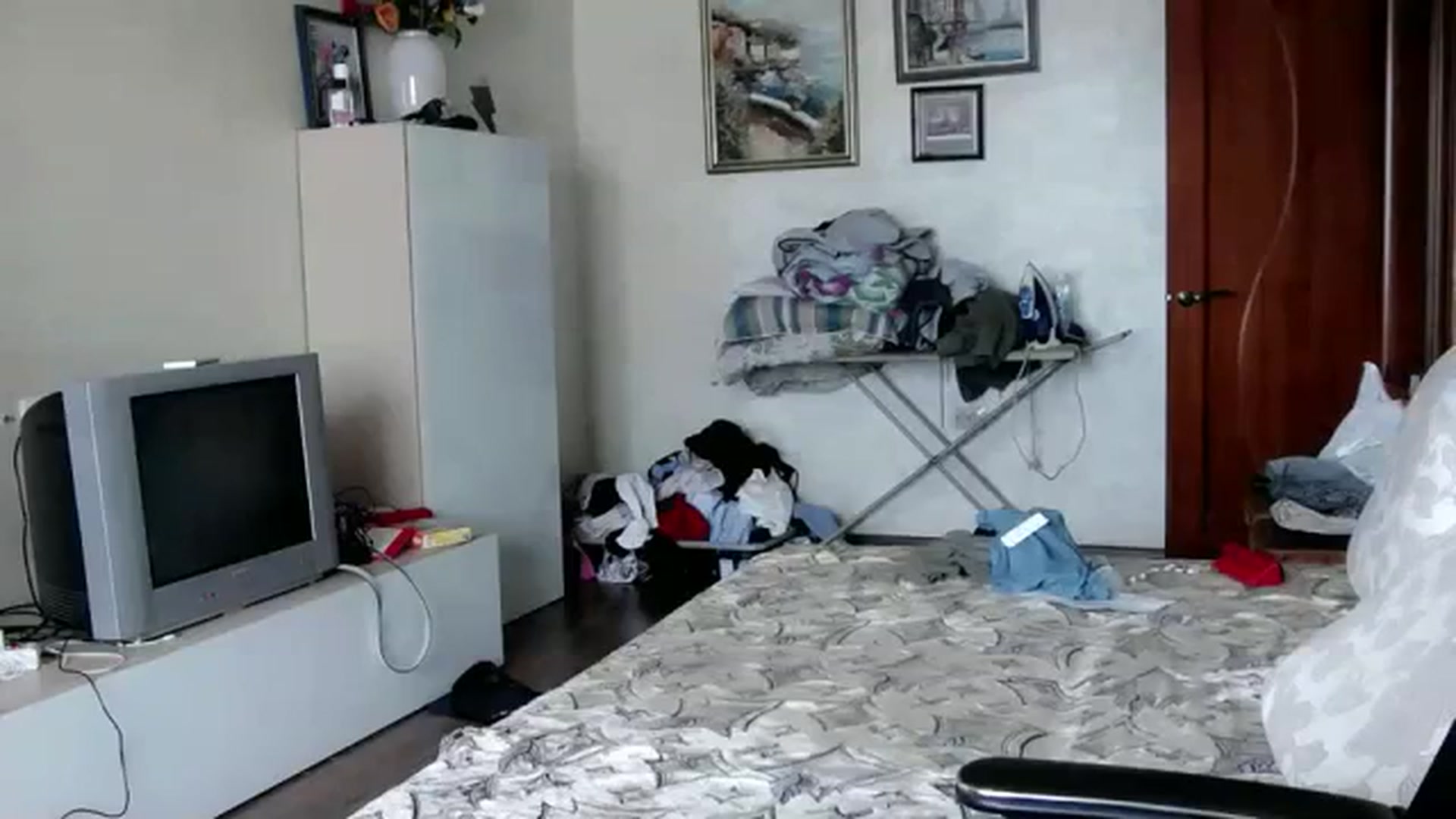 Gallery image thumbnail from Ashley_cutie_'s myfreecams stream on, 08/22/2023, 09:10 image 14 of 20